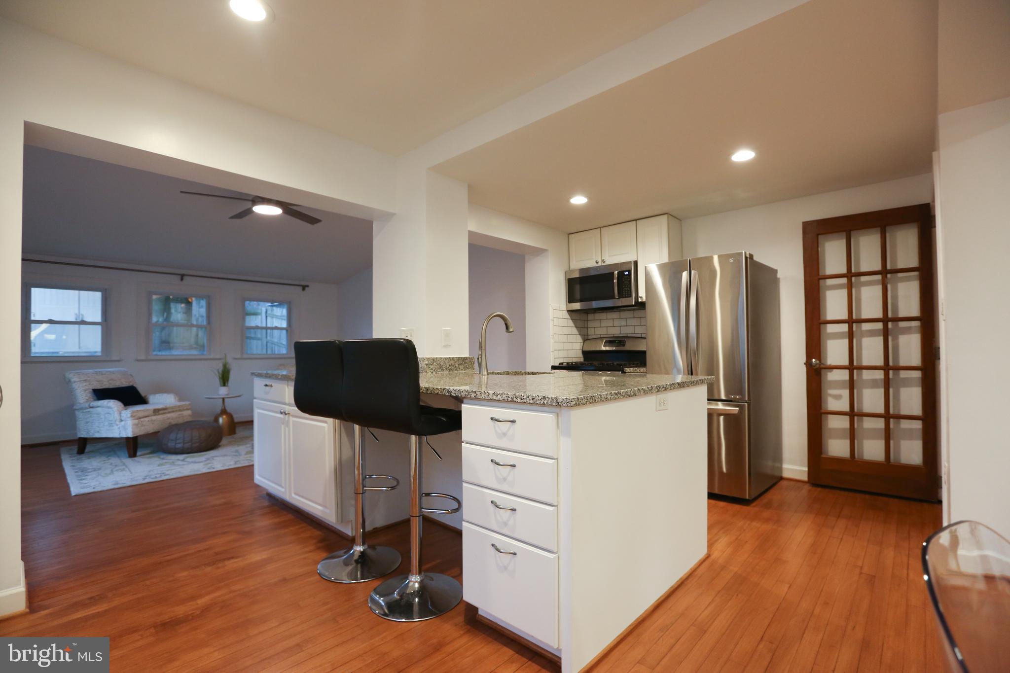 JEFFERSON MANOR - Residential