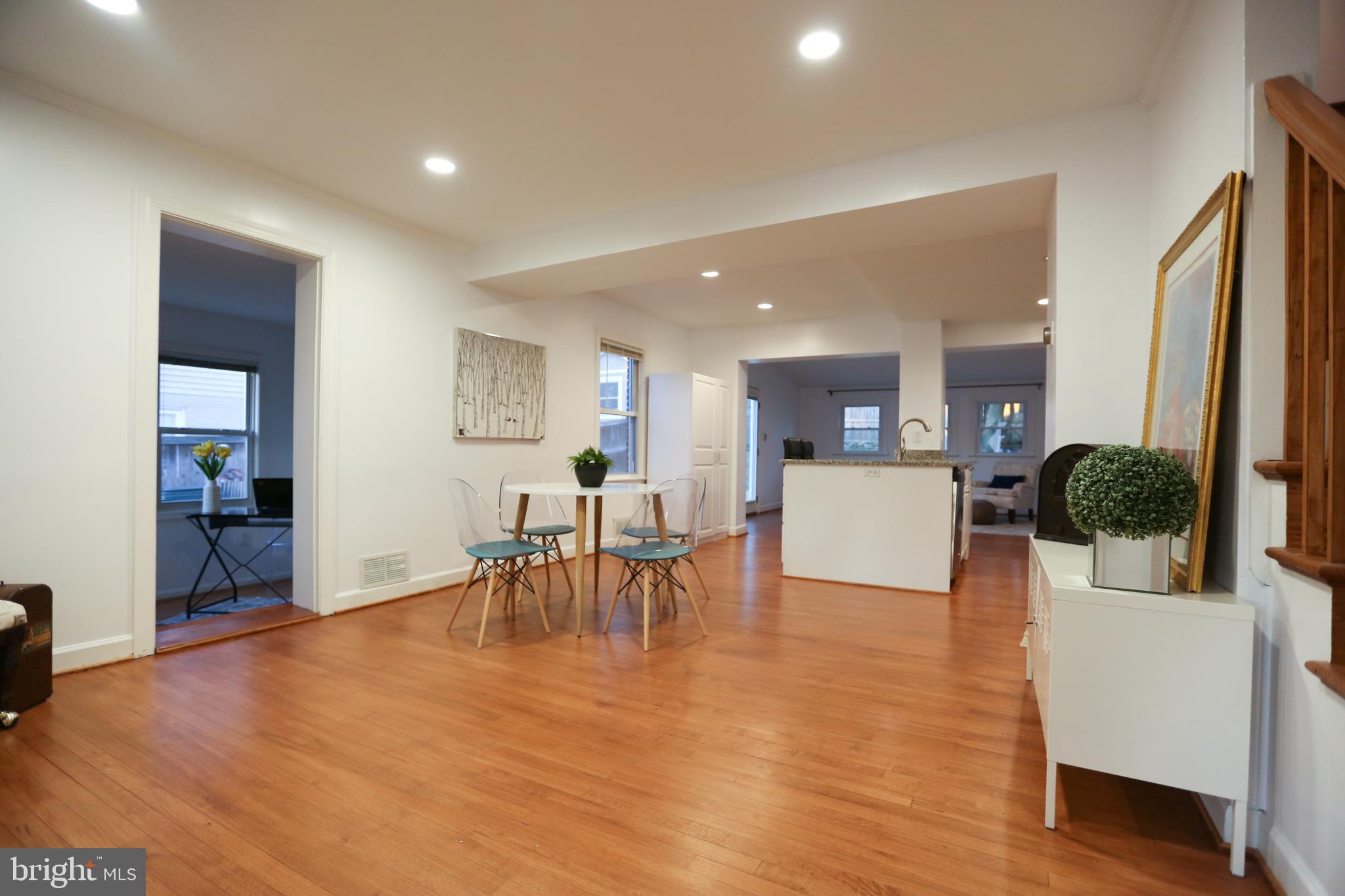 JEFFERSON MANOR - Residential