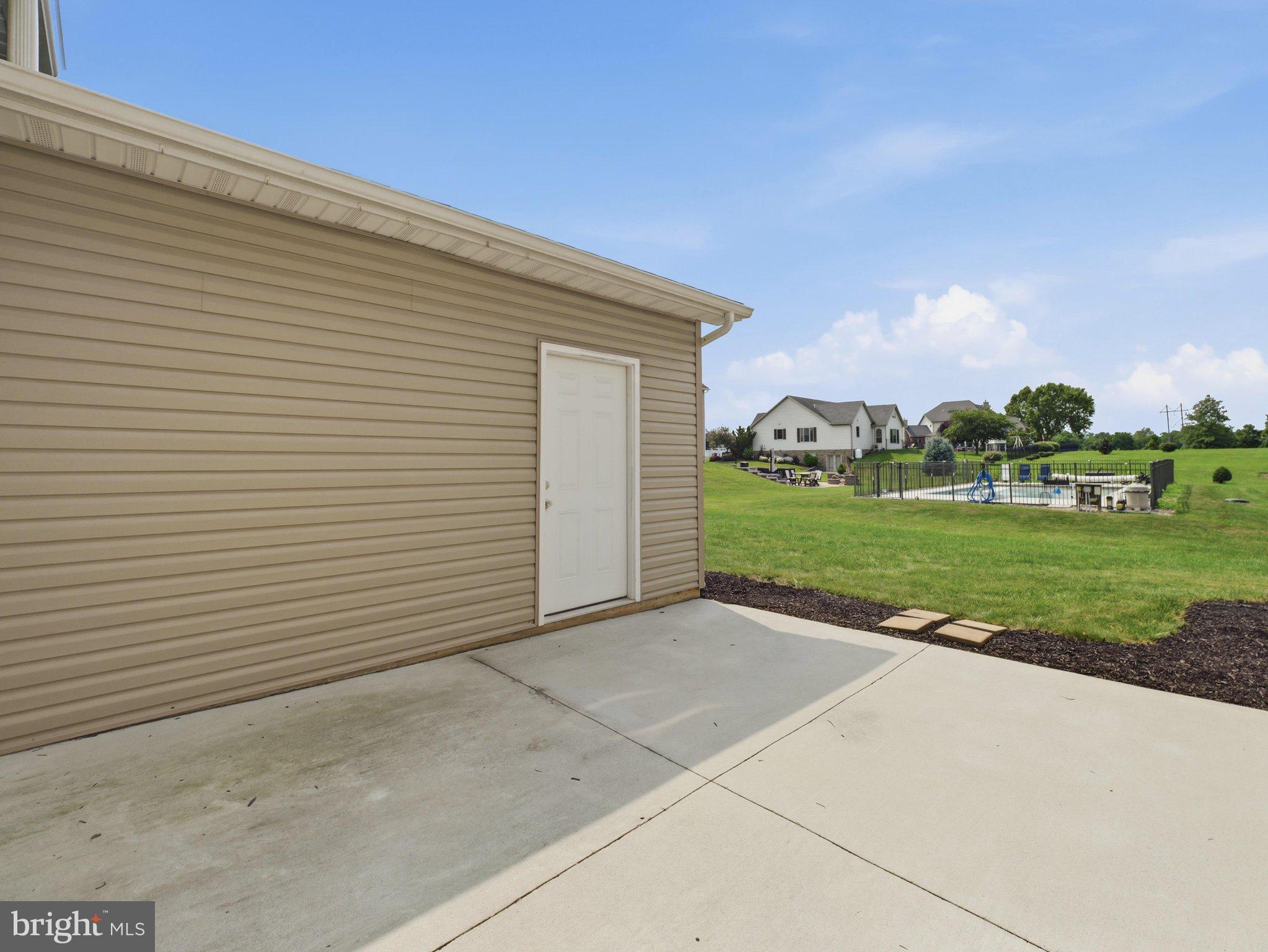 SYCAMORE MEADOWS - Residential