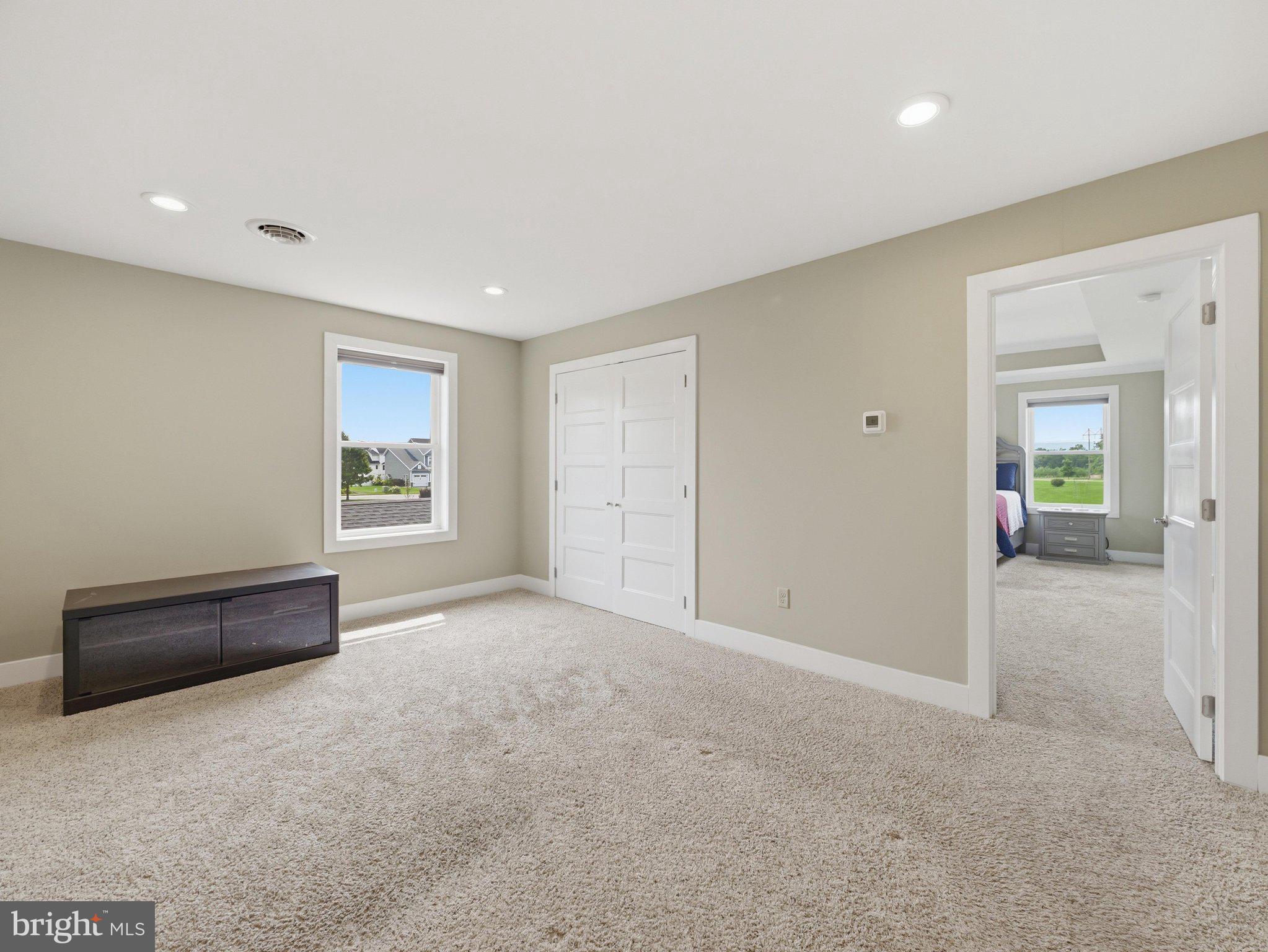 SYCAMORE MEADOWS - Residential
