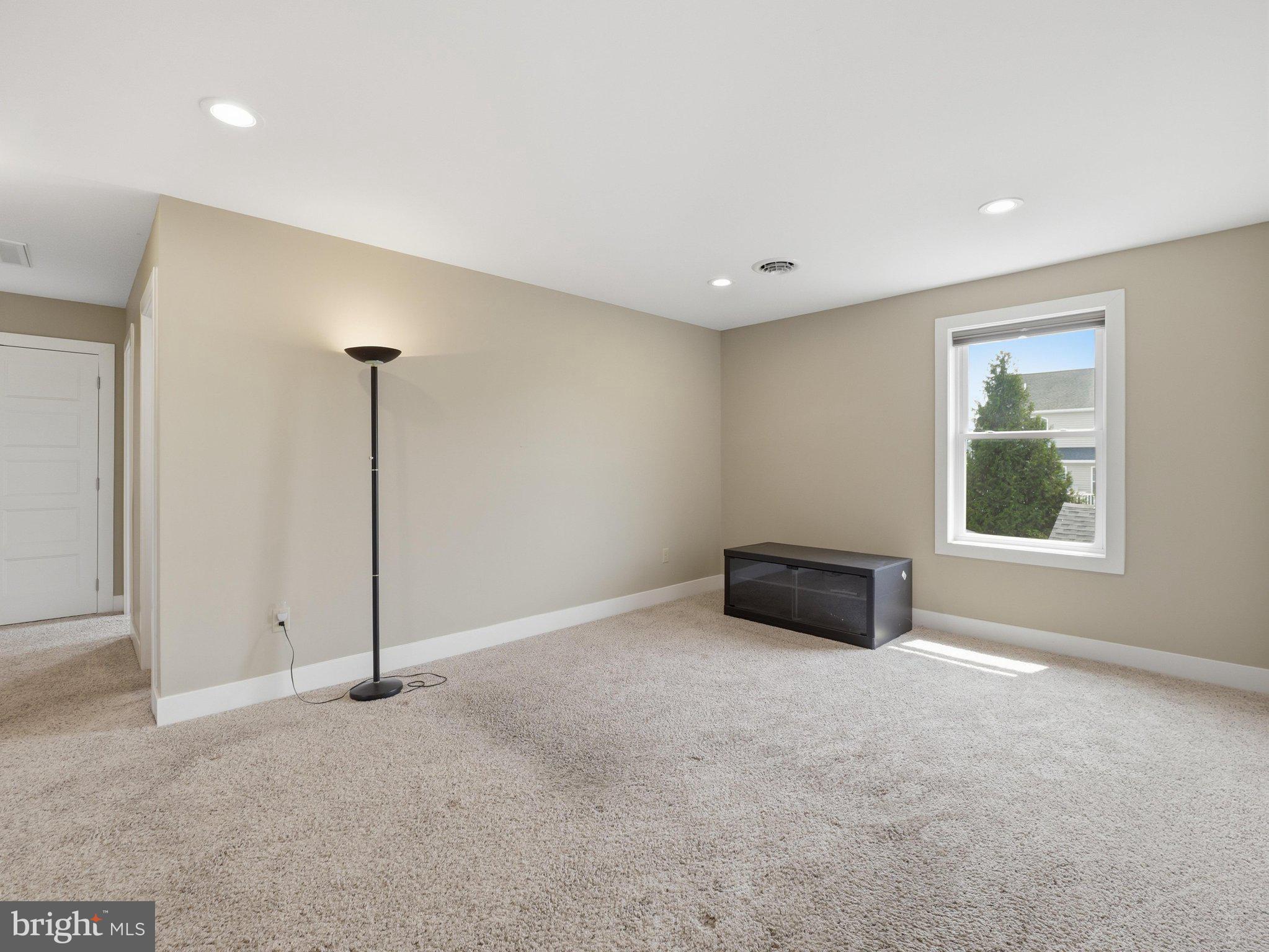 SYCAMORE MEADOWS - Residential