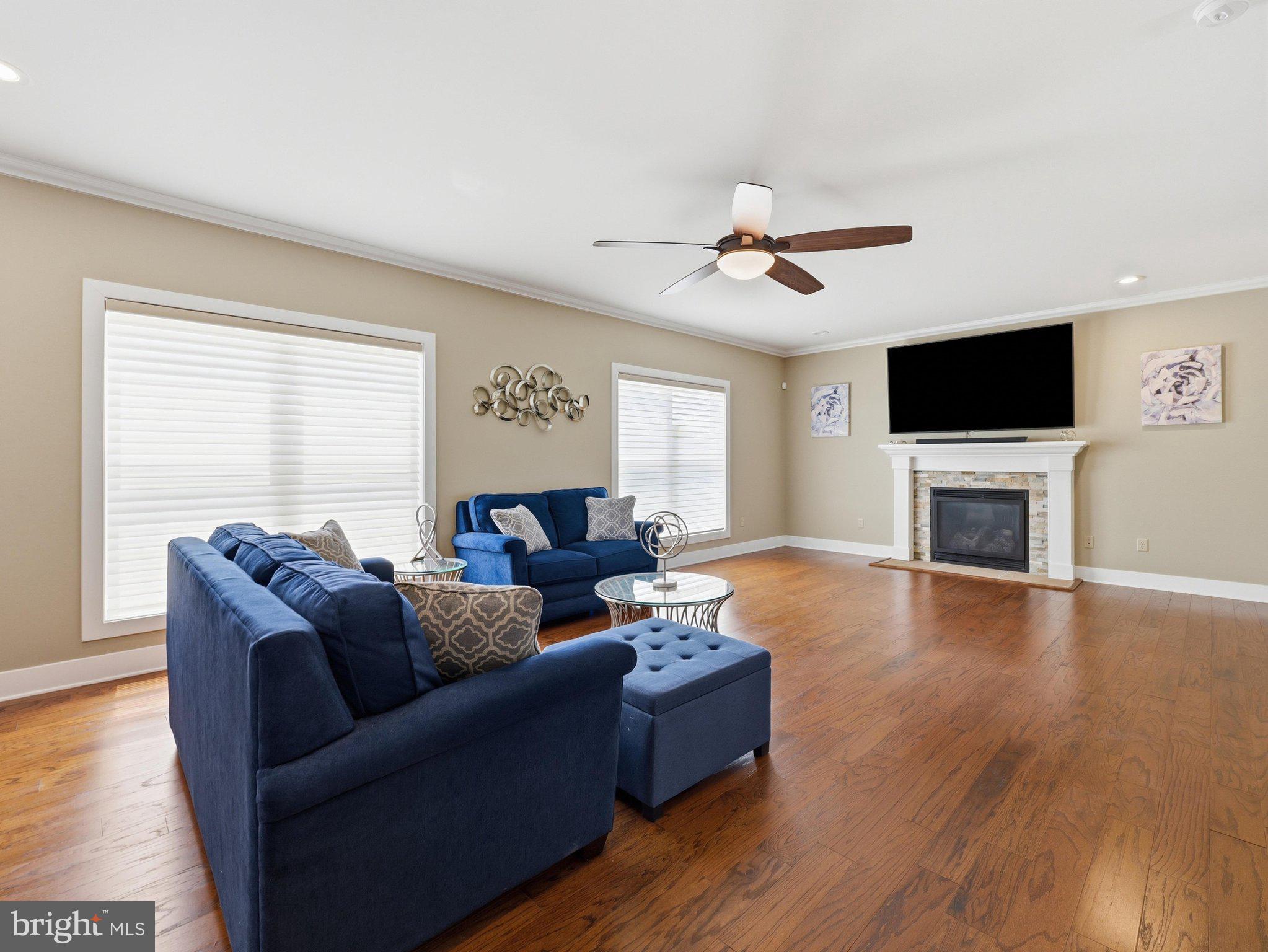 SYCAMORE MEADOWS - Residential