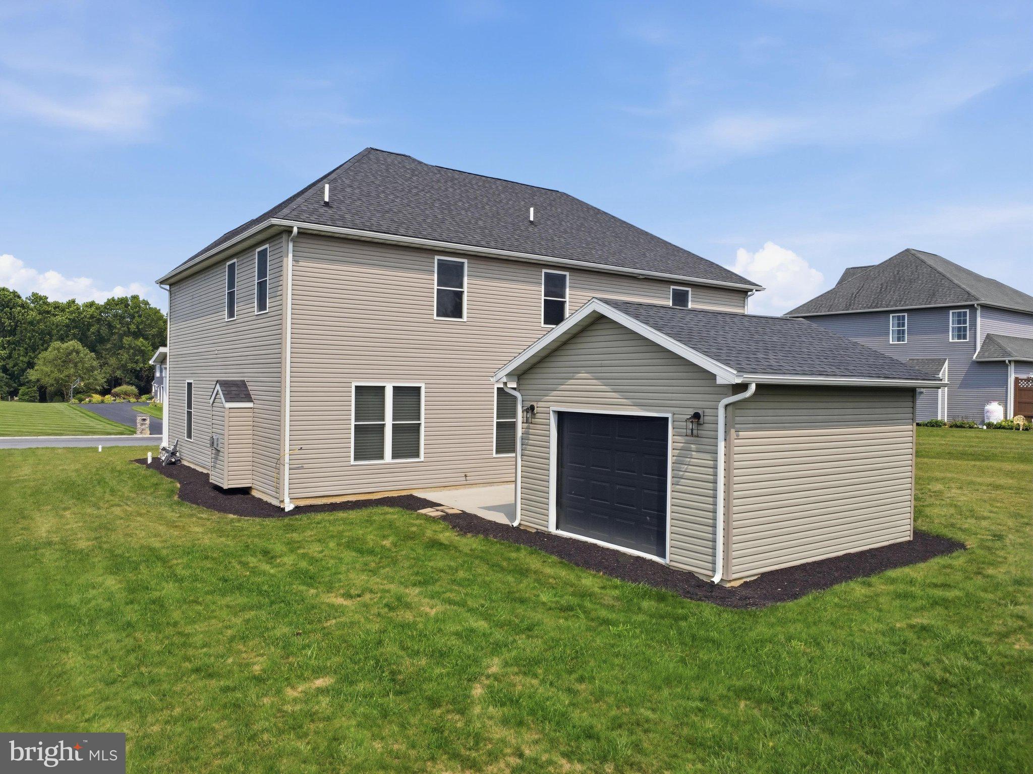 SYCAMORE MEADOWS - Residential