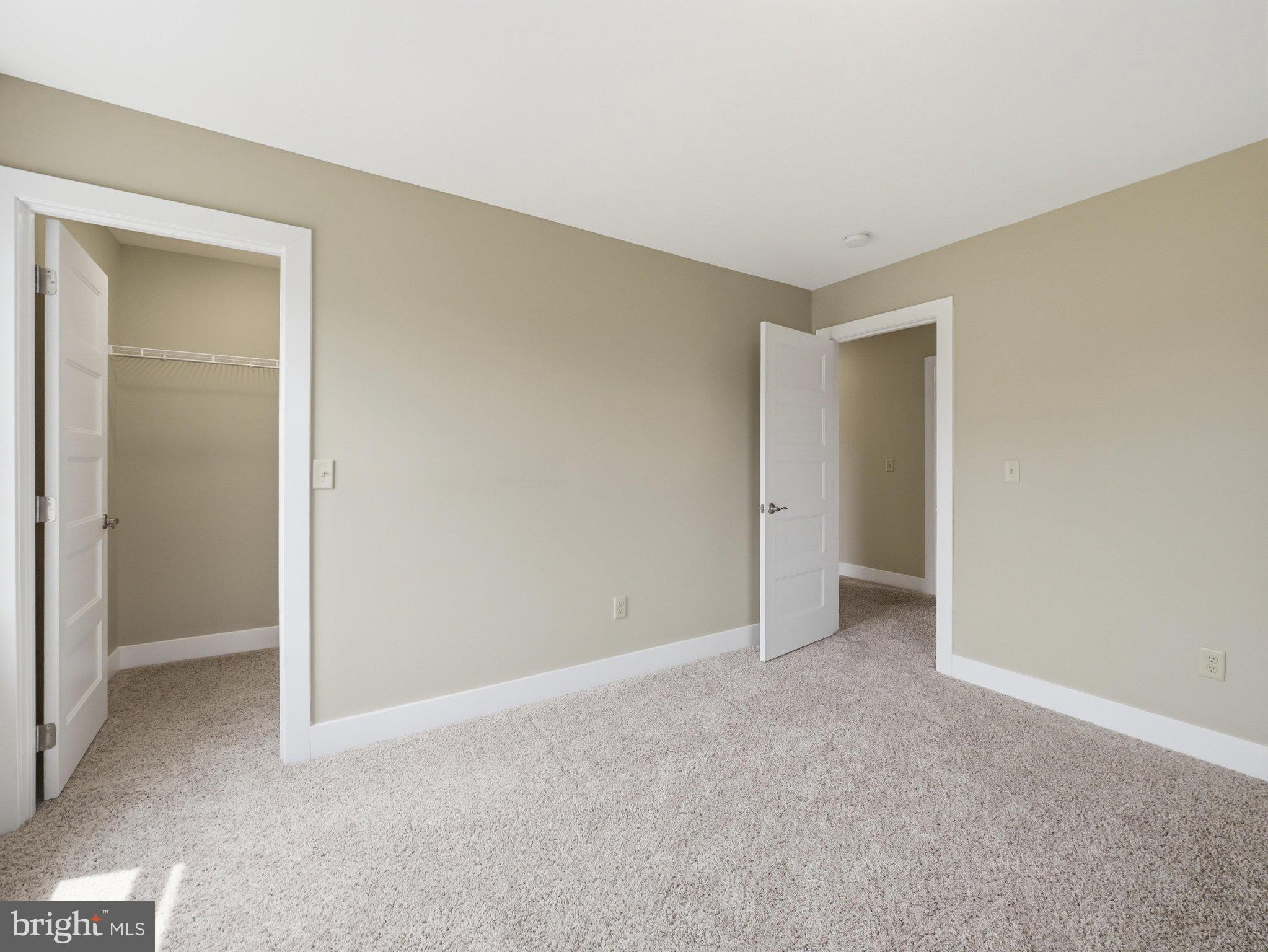 SYCAMORE MEADOWS - Residential
