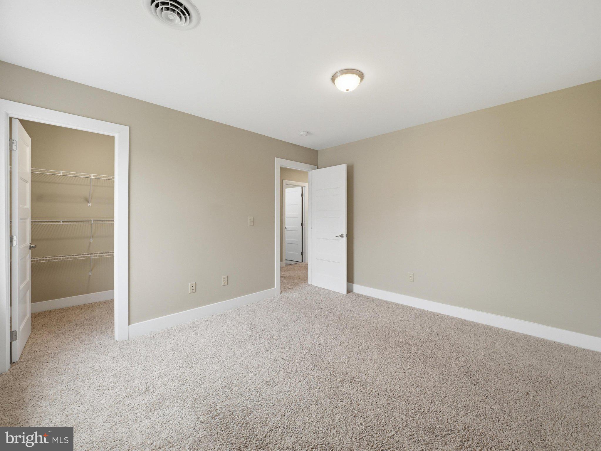 SYCAMORE MEADOWS - Residential