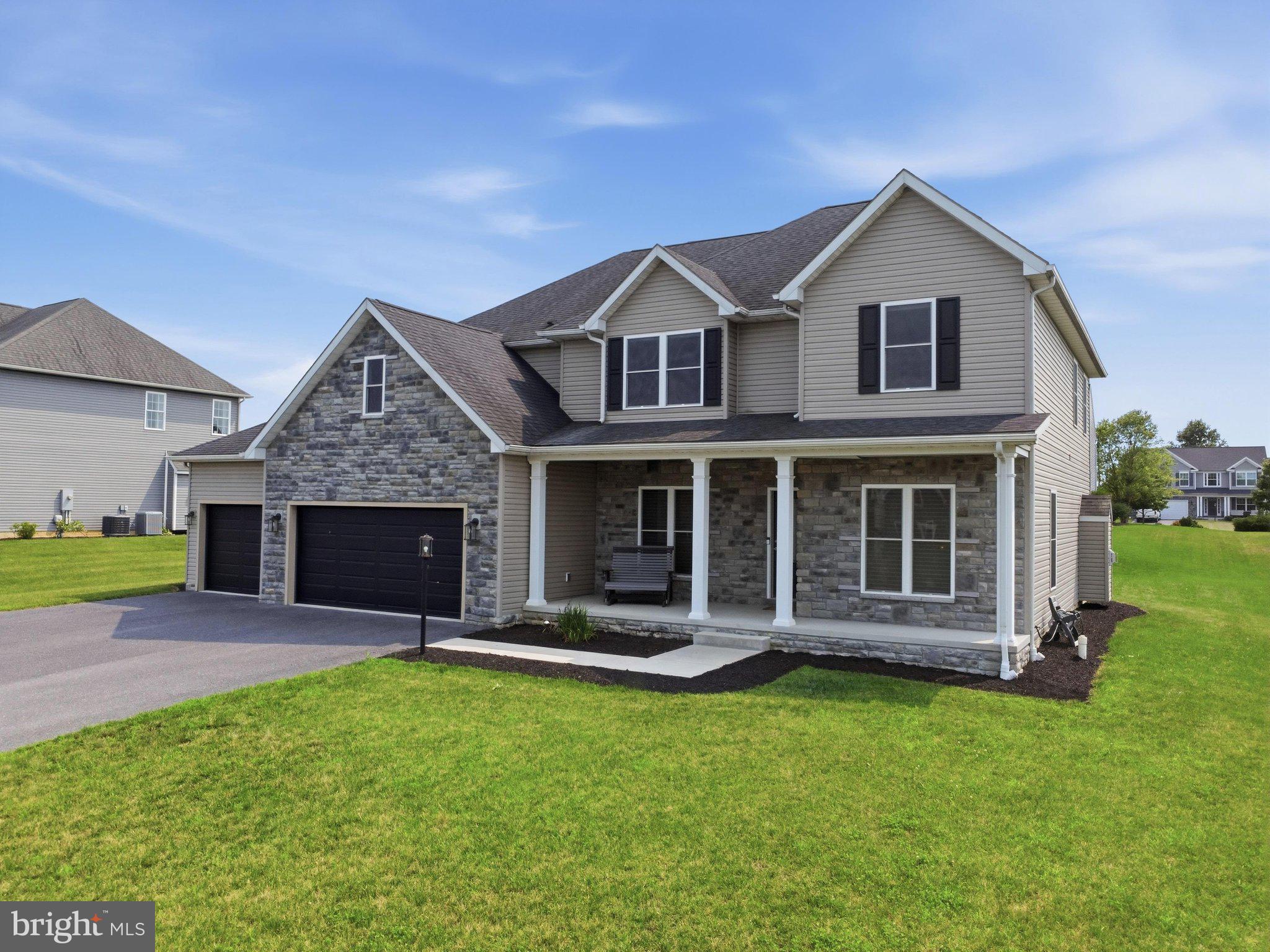 SYCAMORE MEADOWS - Residential