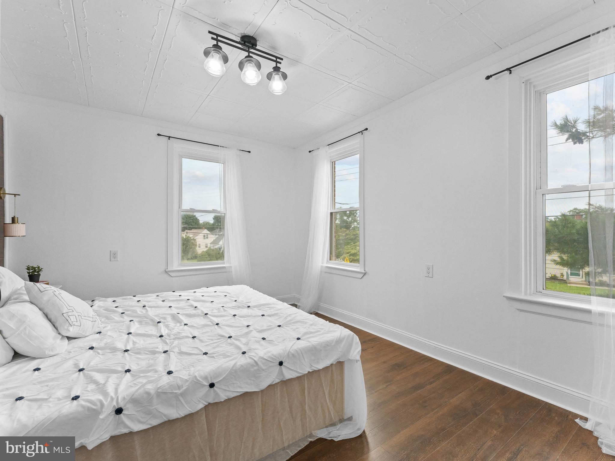 BRIDGEWATER - Residential