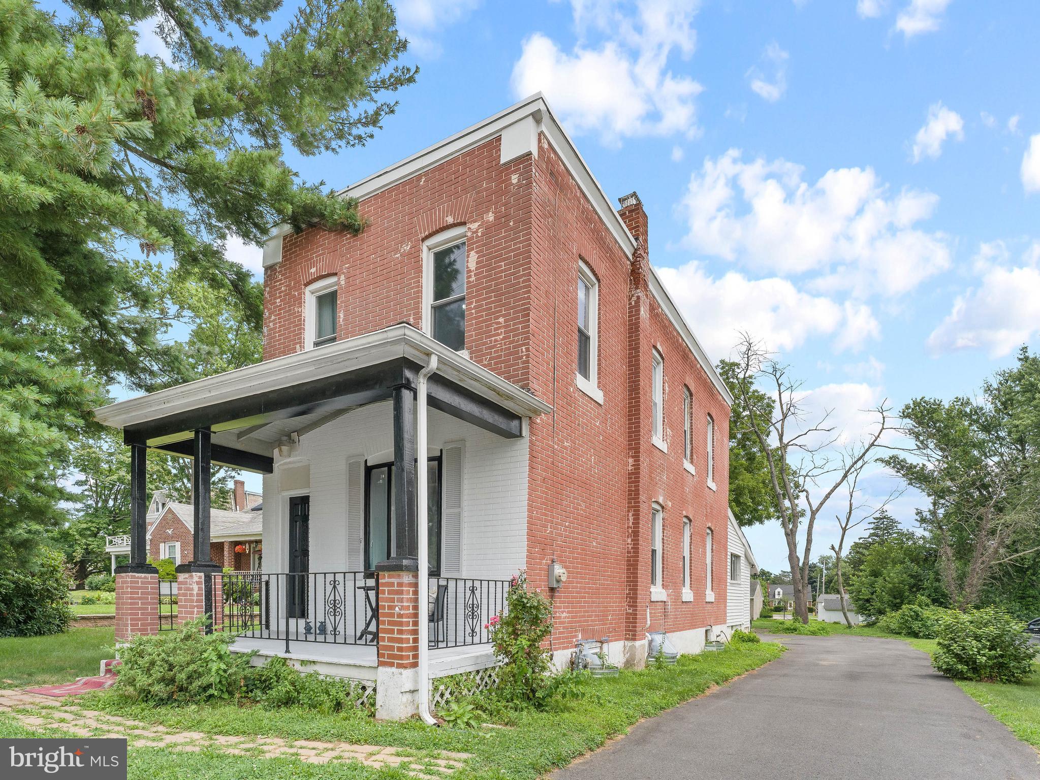 BRIDGEWATER - Residential