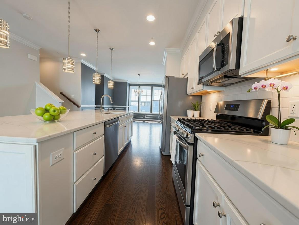 TALLYN RIDGE - Residential Lease
