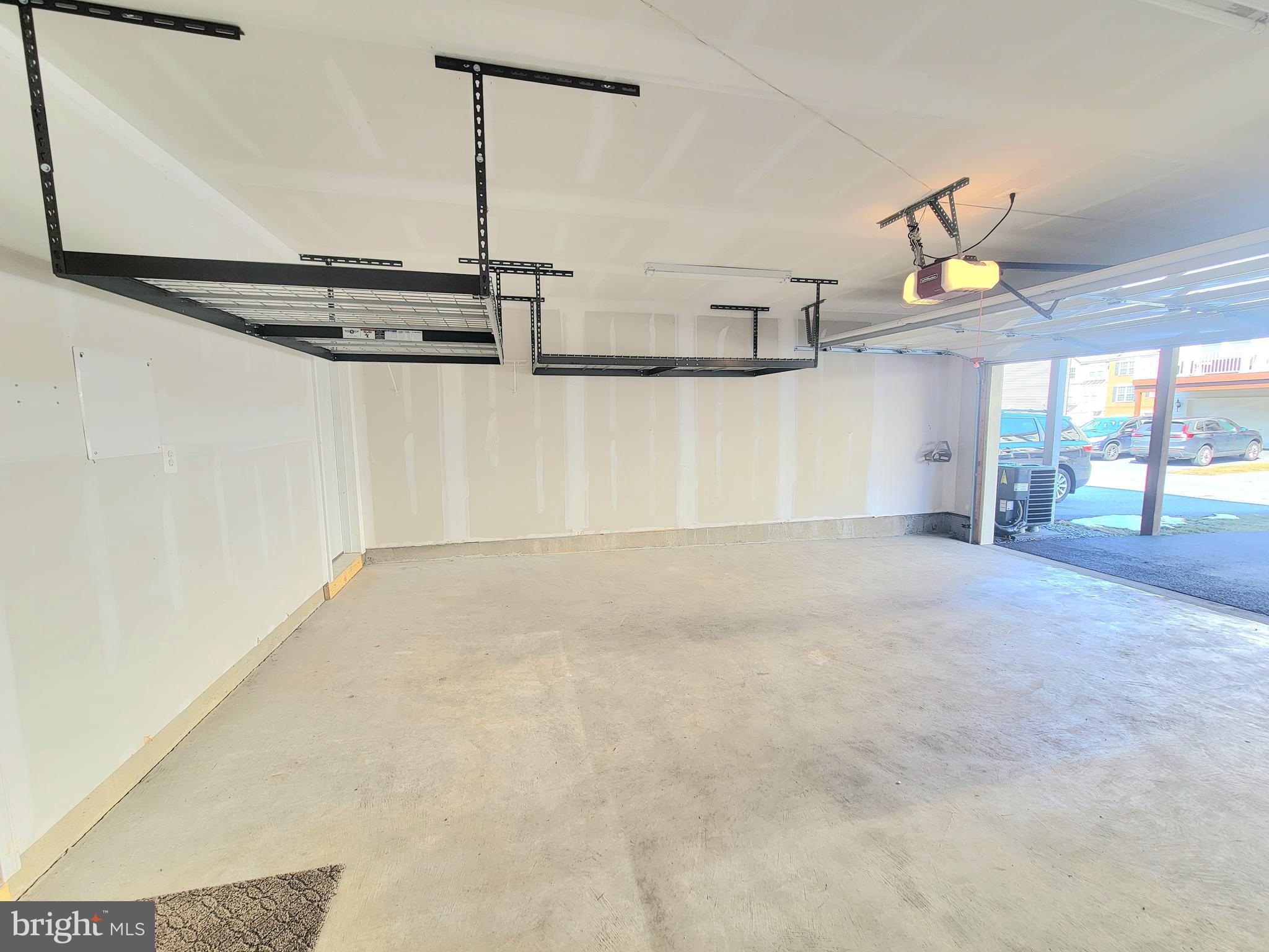TALLYN RIDGE - Residential Lease