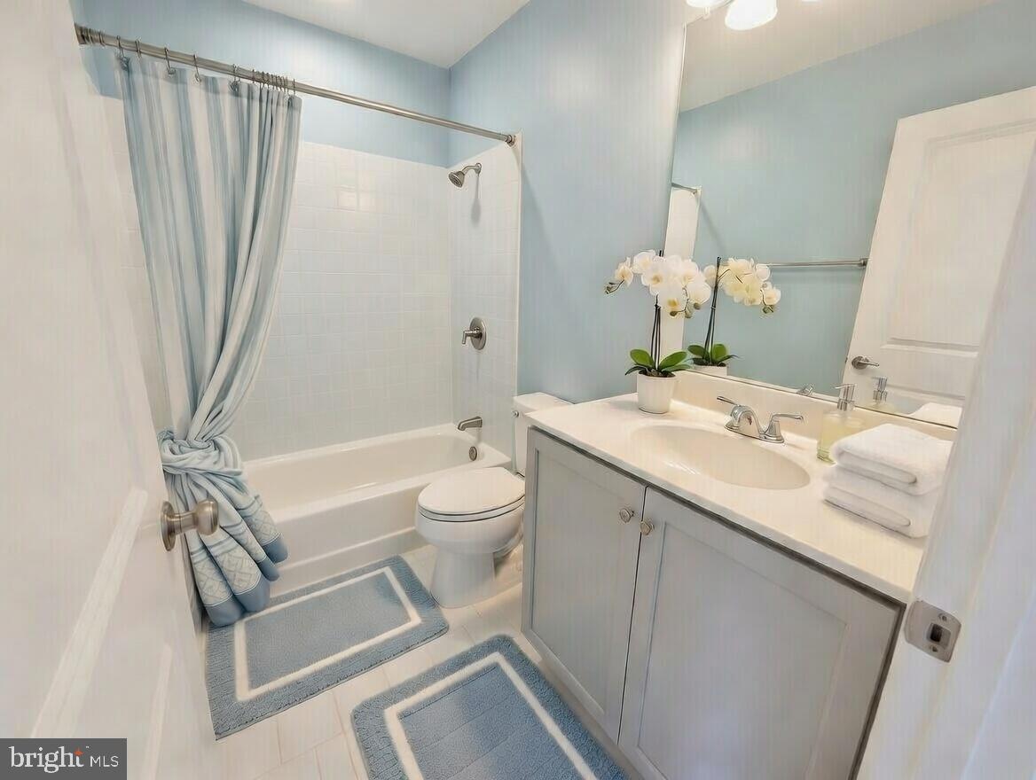TALLYN RIDGE - Residential Lease
