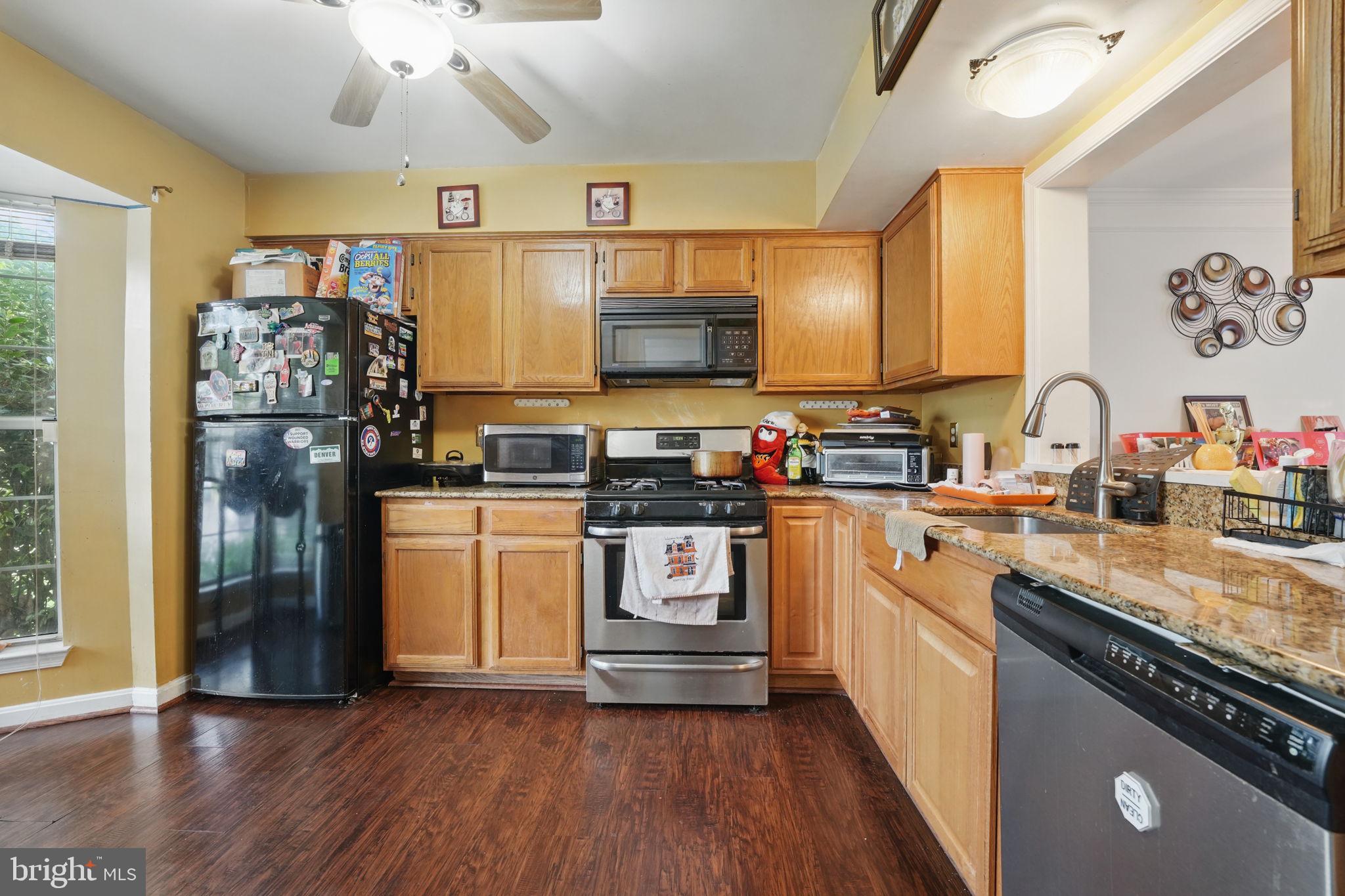 RIVER OAKS - Residential