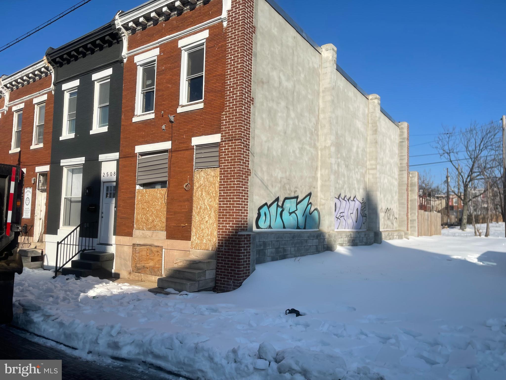 BROADWAY EAST - Residential