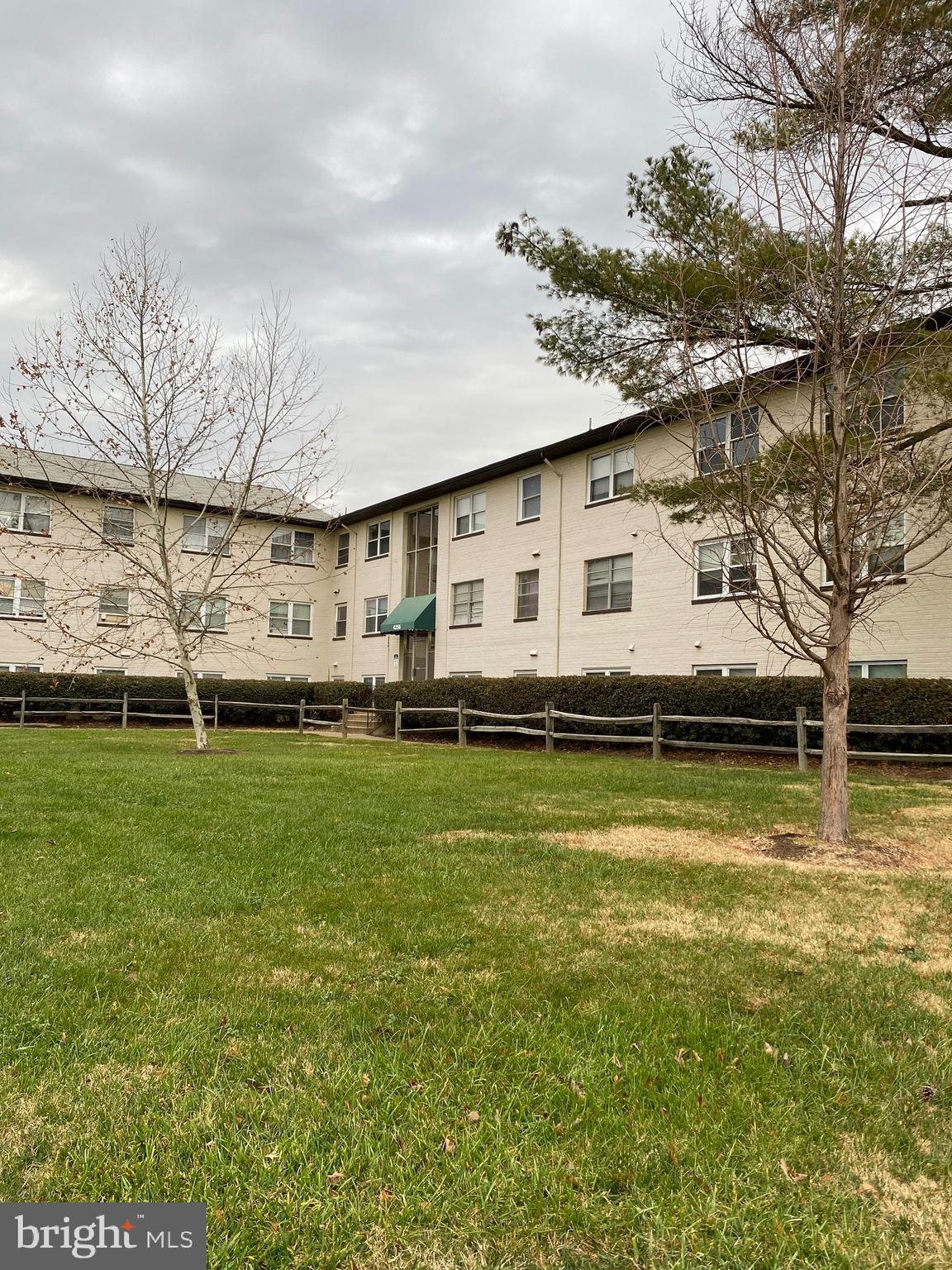 PINEWOOD SOUTH - Residential