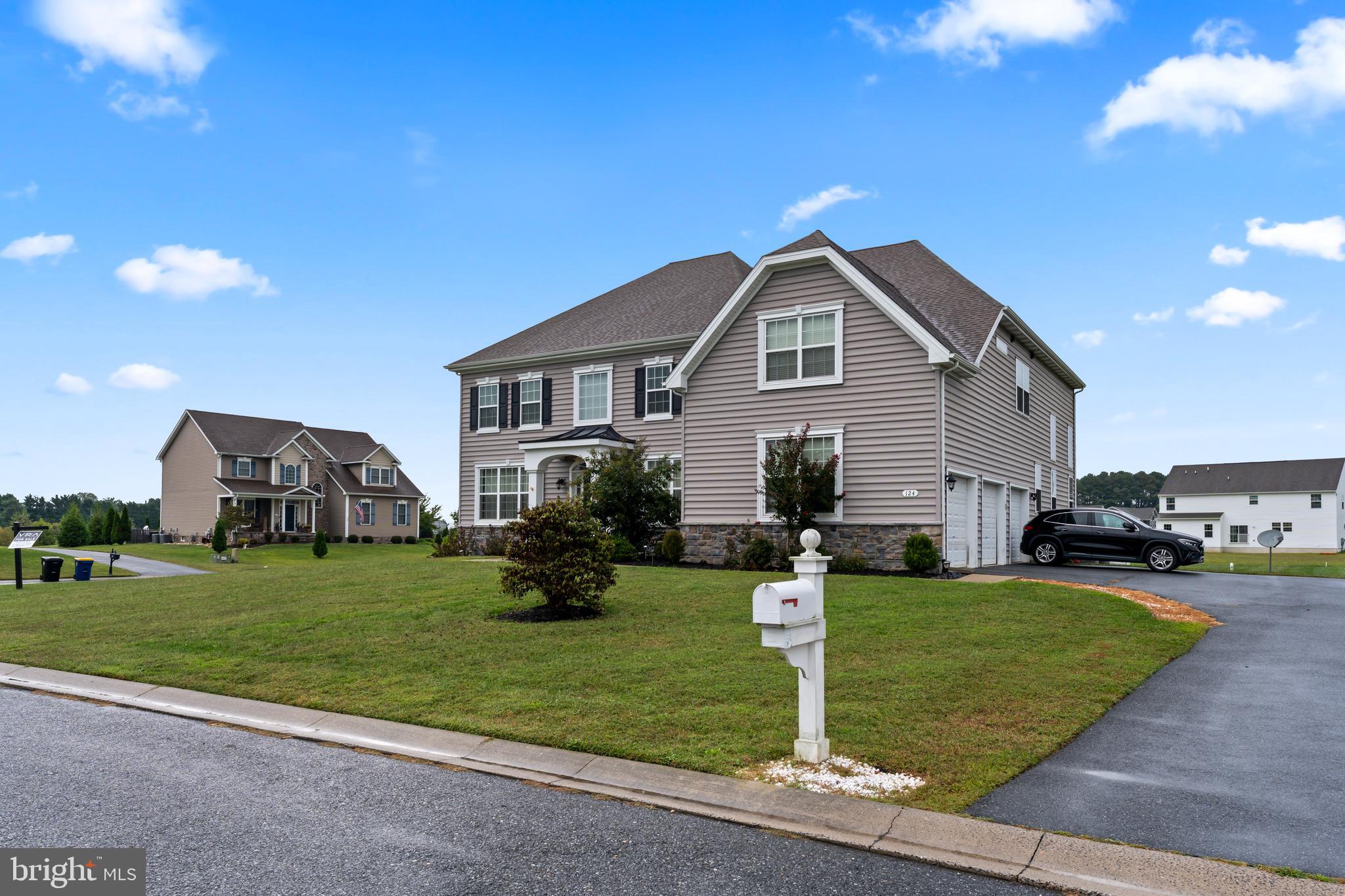 PONDS AT WILLOW GROV - Residential