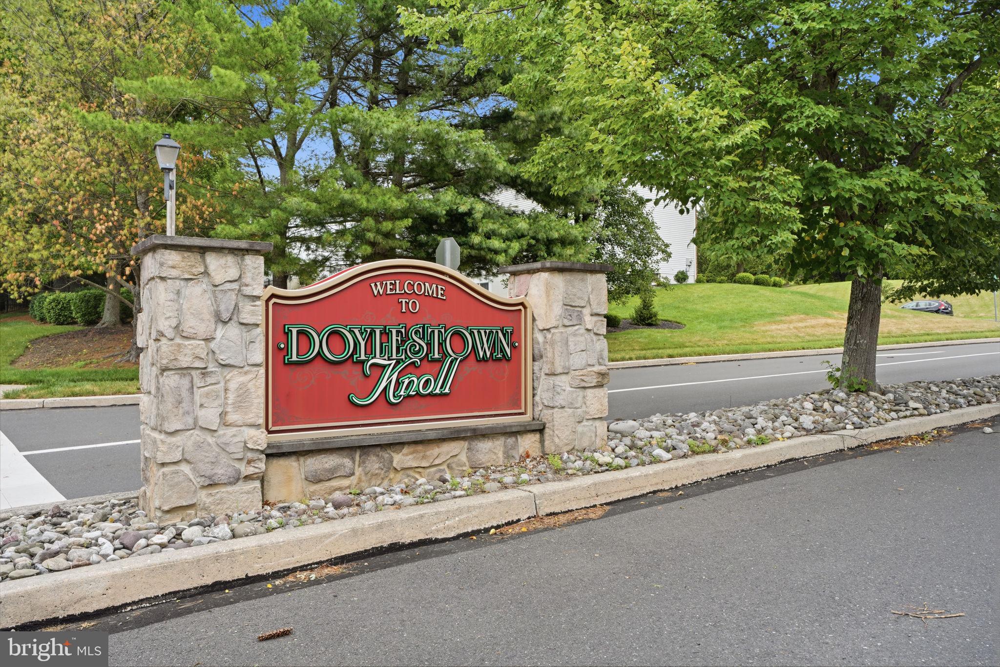 DOYLESTOWN KNOLL - Residential