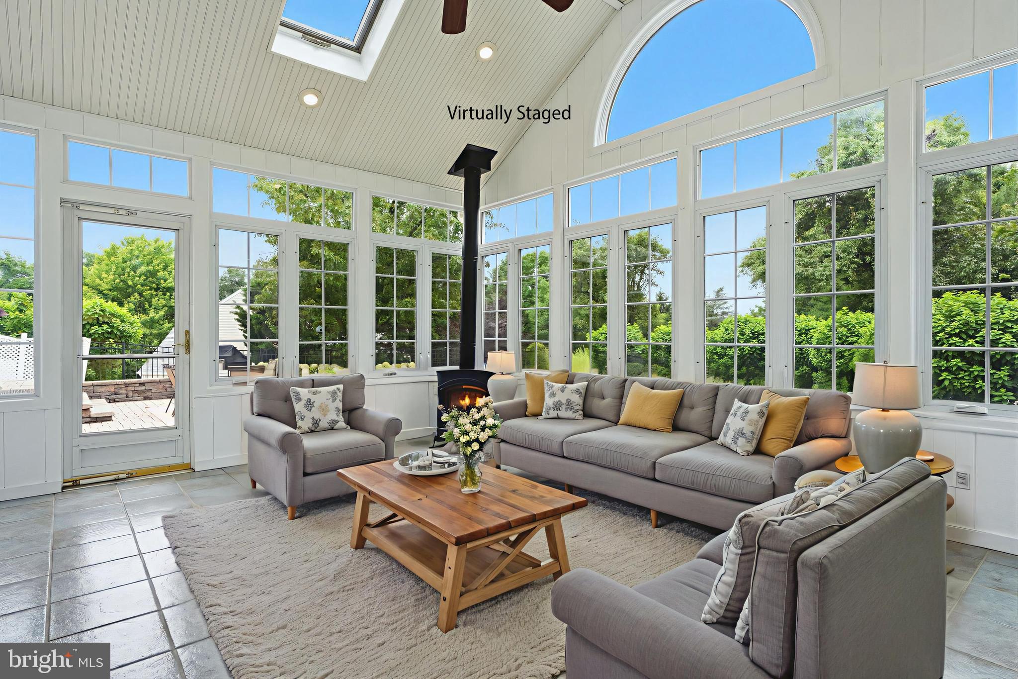DOYLESTOWN KNOLL - Residential