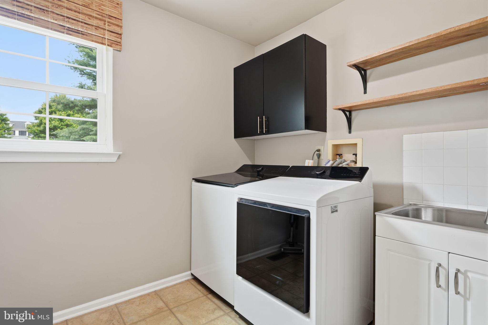 DOYLESTOWN KNOLL - Residential