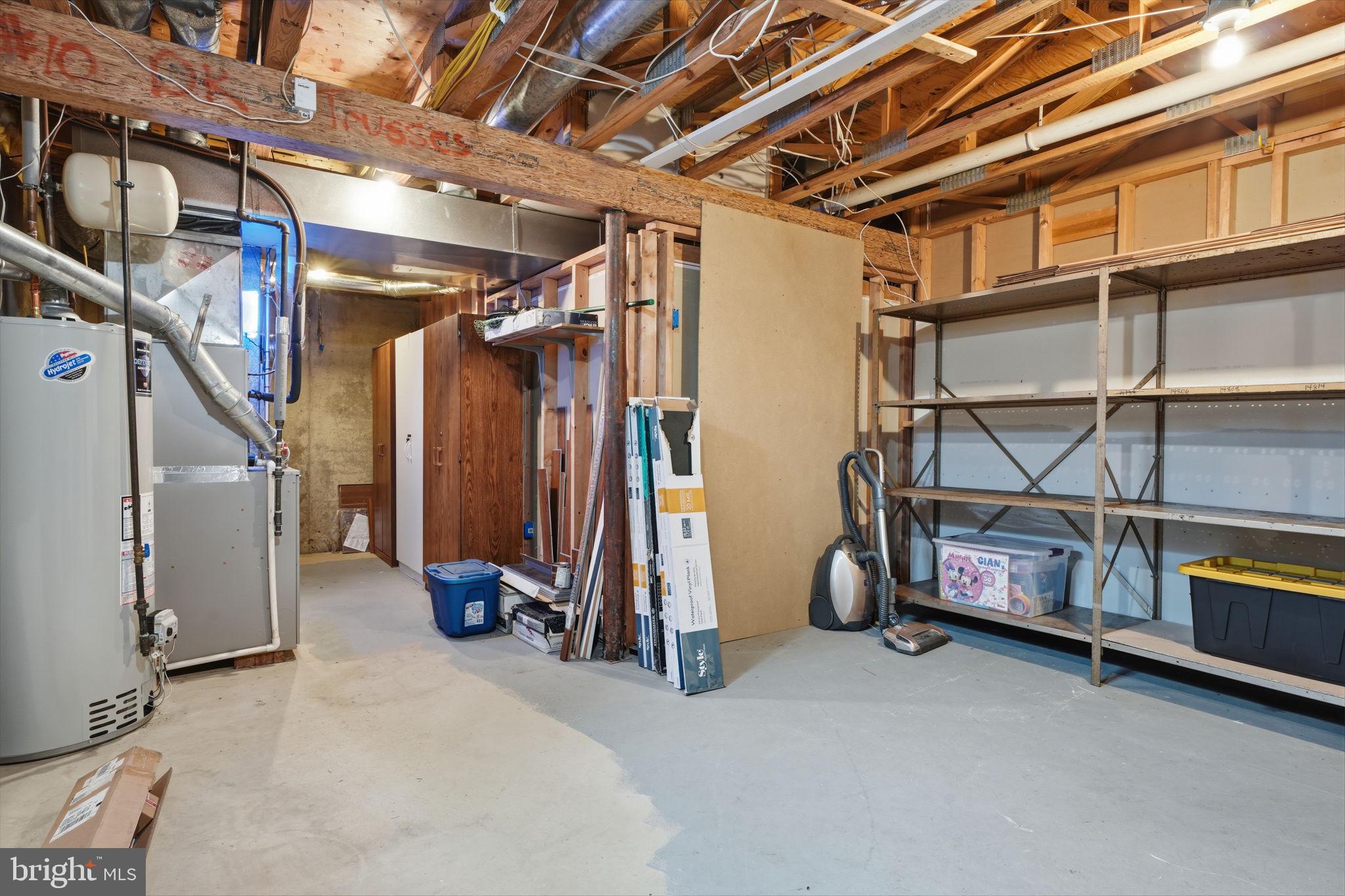 DOYLESTOWN KNOLL - Residential