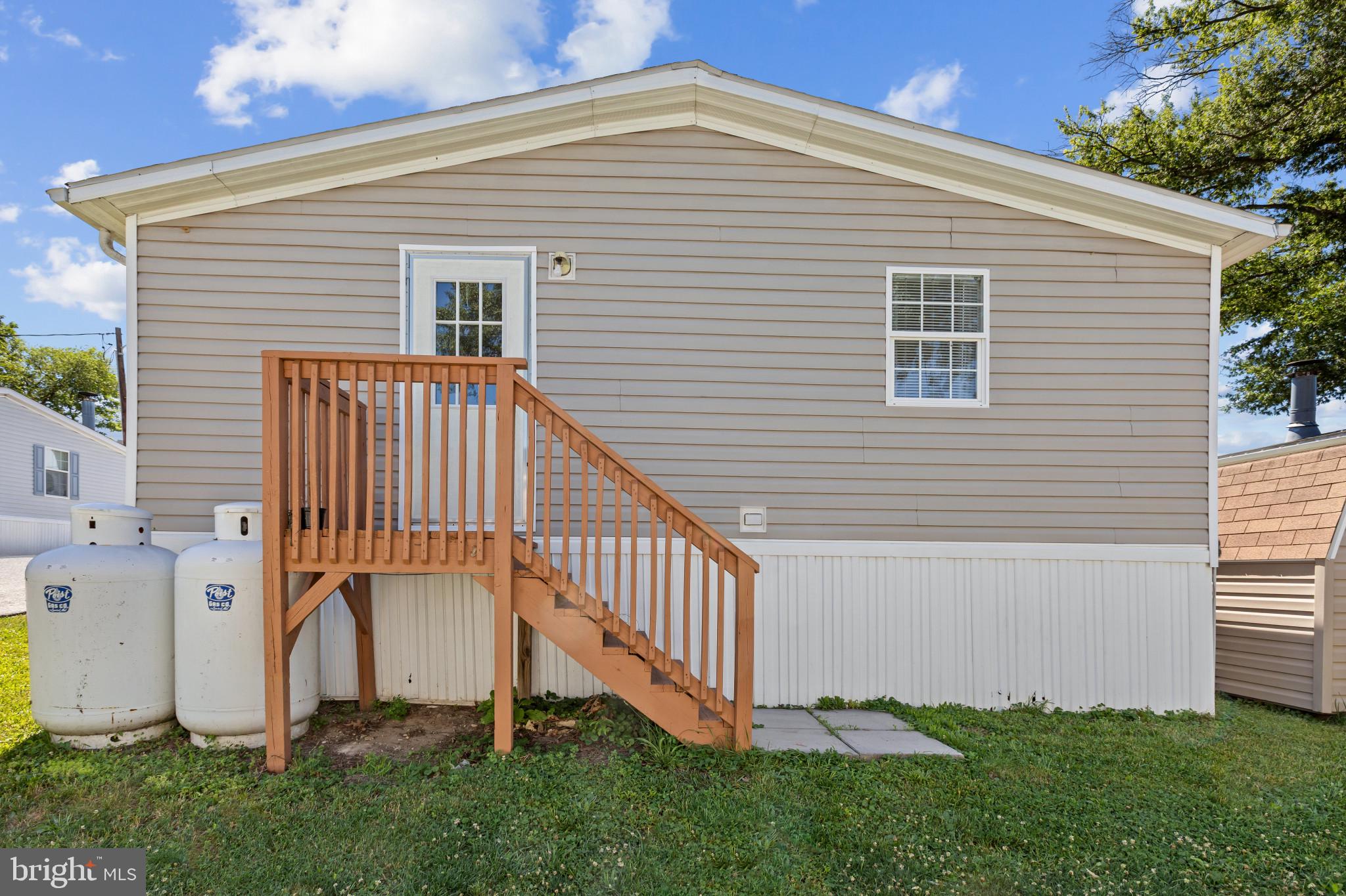 MIDWAY MOBILE VILLAGE - Residential