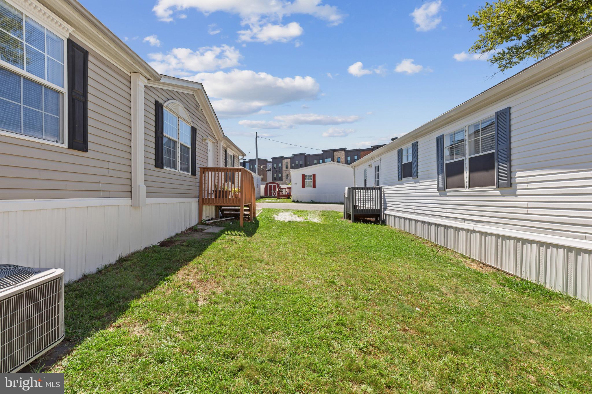 MIDWAY MOBILE VILLAGE - Residential