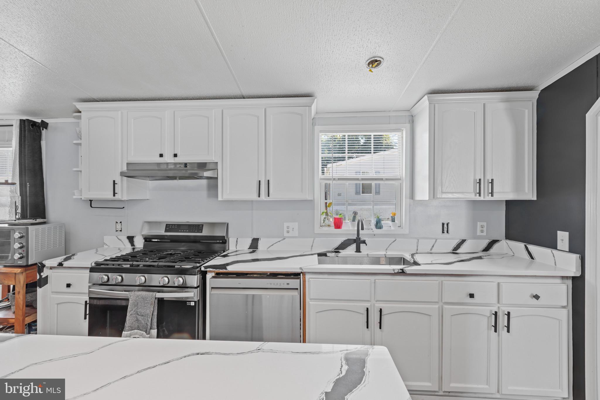 MIDWAY MOBILE VILLAGE - Residential