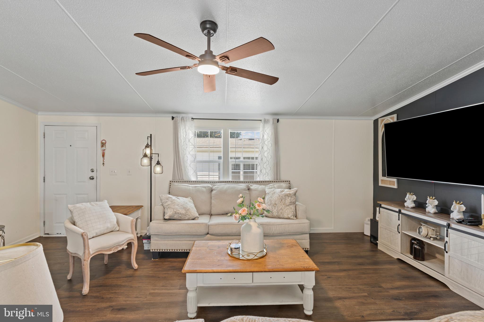 MIDWAY MOBILE VILLAGE - Residential