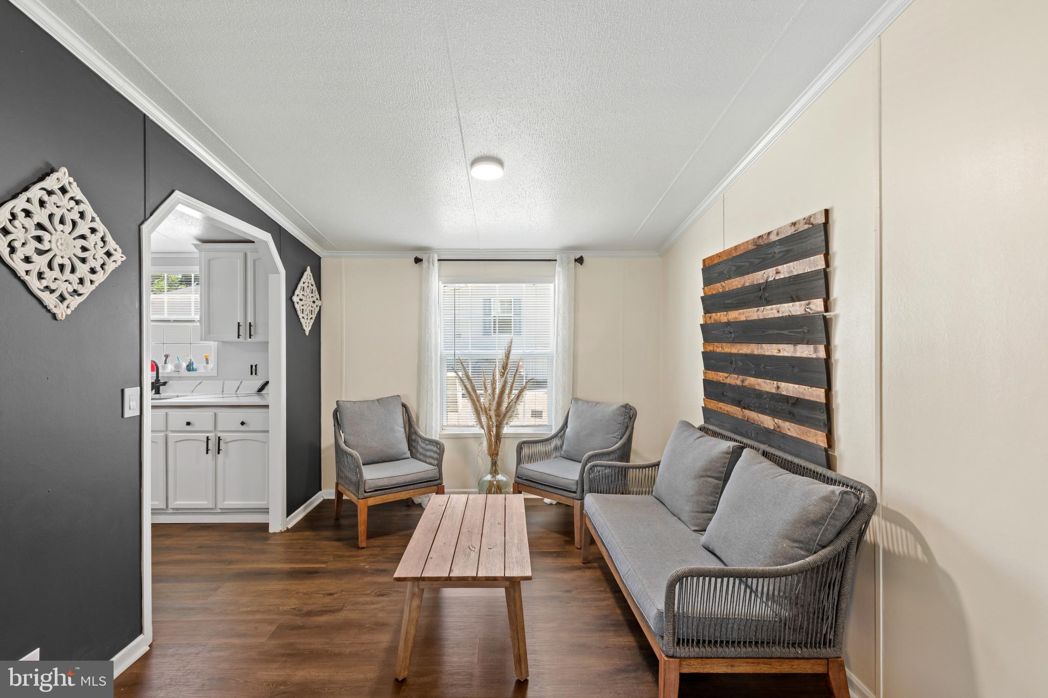 MIDWAY MOBILE VILLAGE - Residential