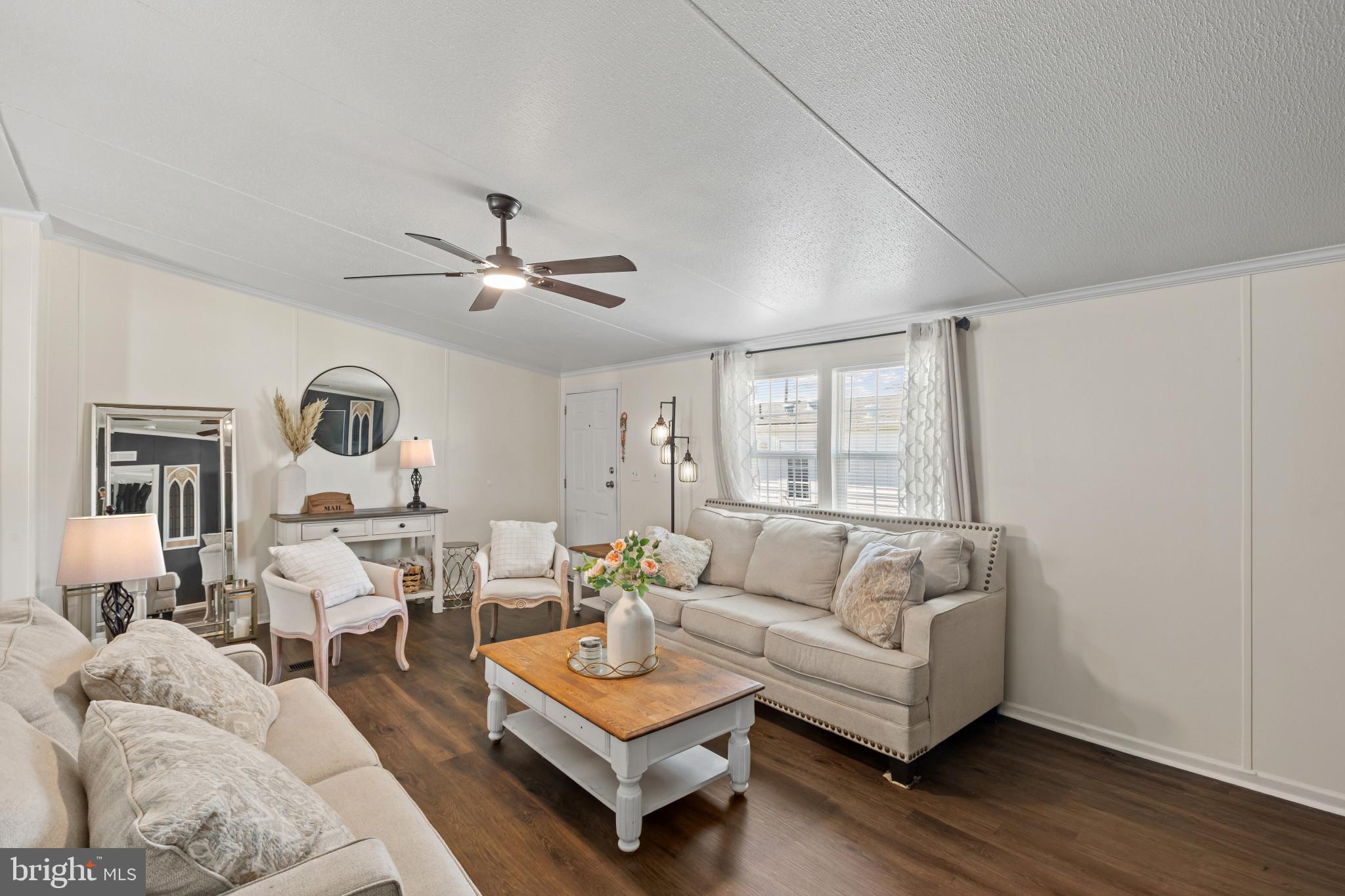 MIDWAY MOBILE VILLAGE - Residential