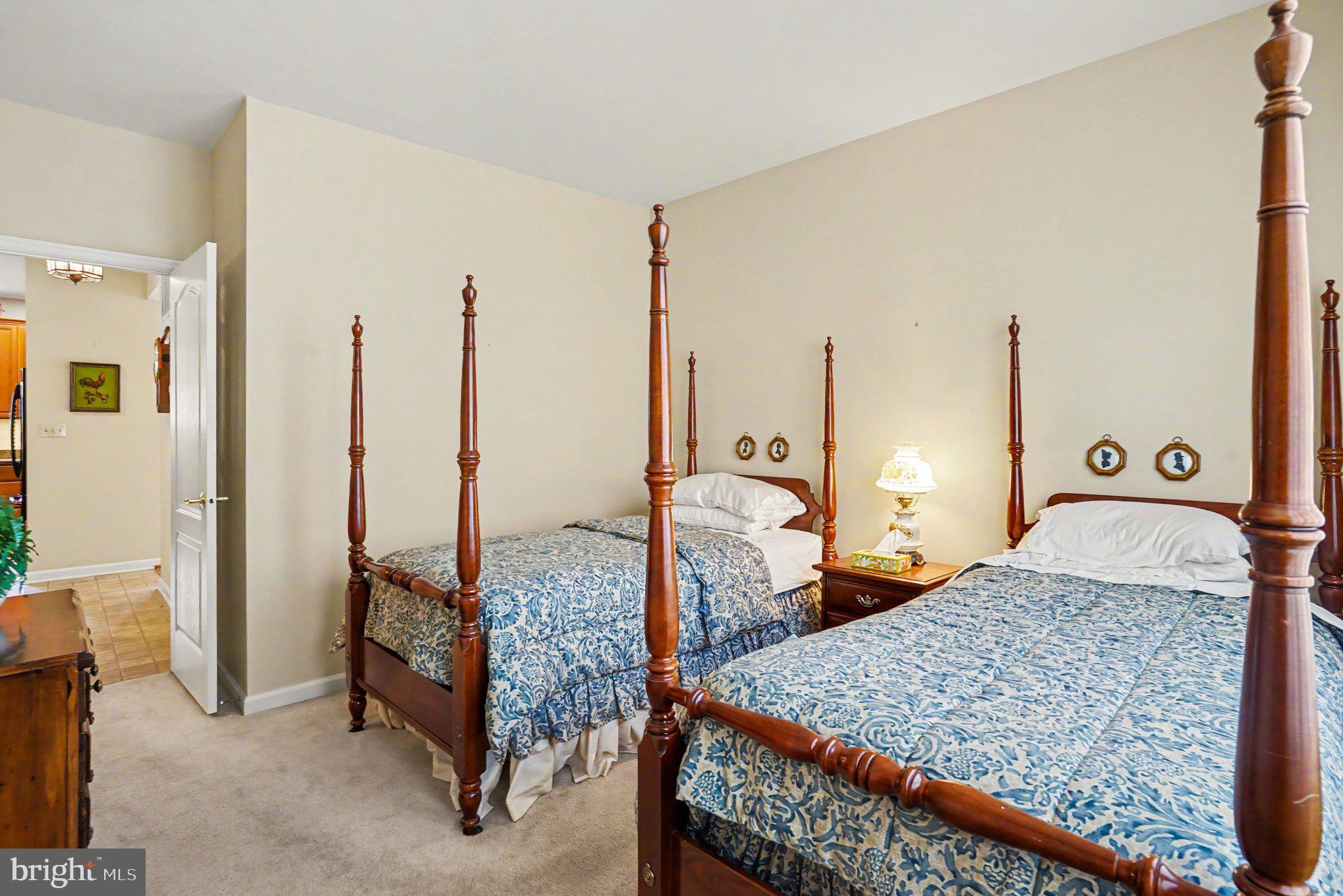 KINGSFIELD - Residential