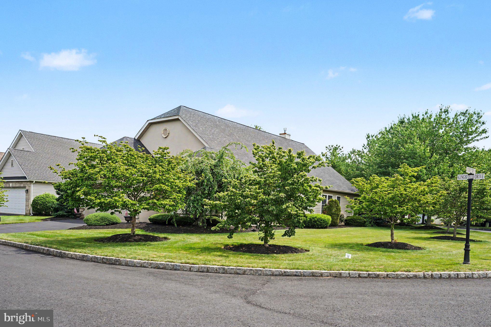 KINGSFIELD - Residential