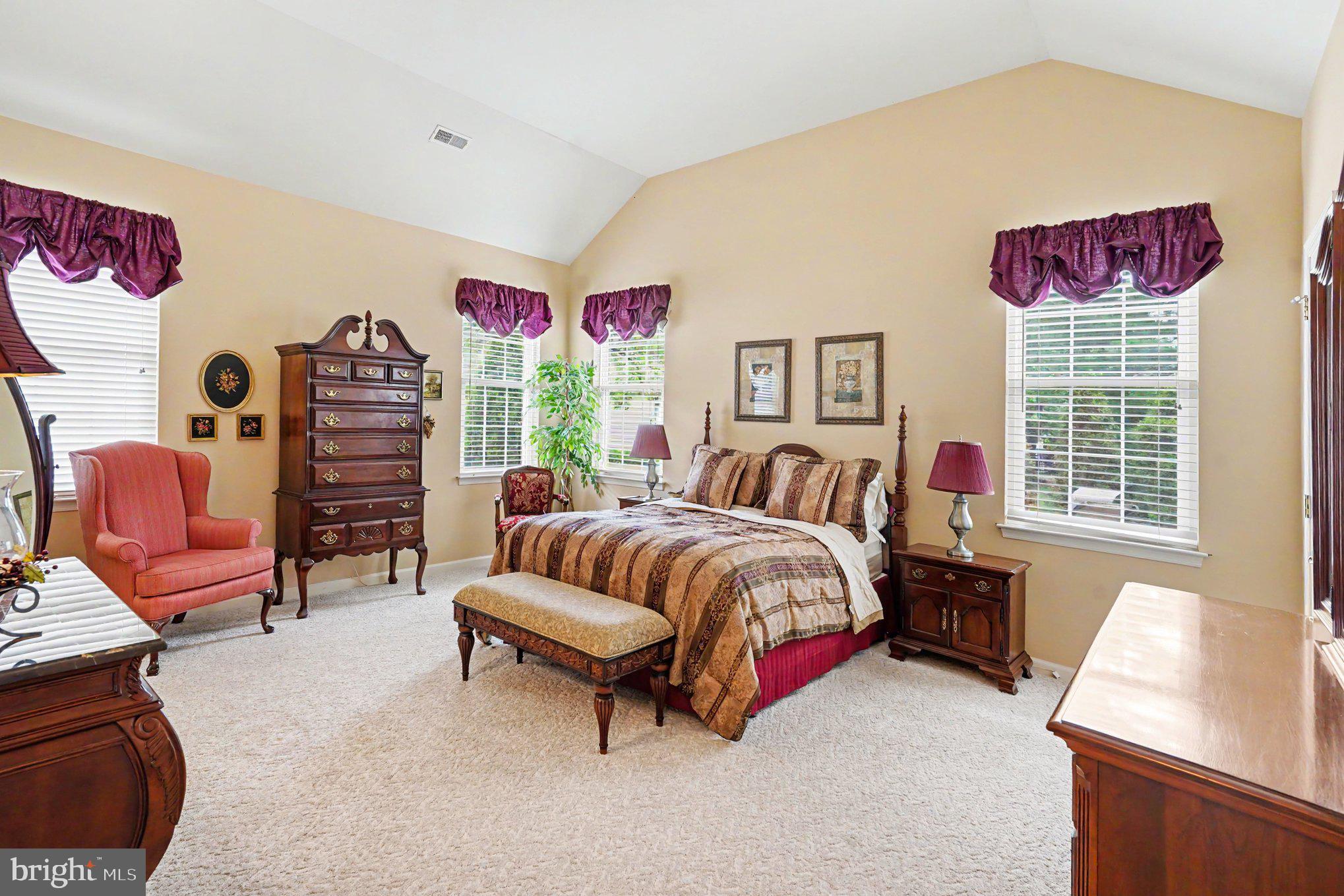 KINGSFIELD - Residential
