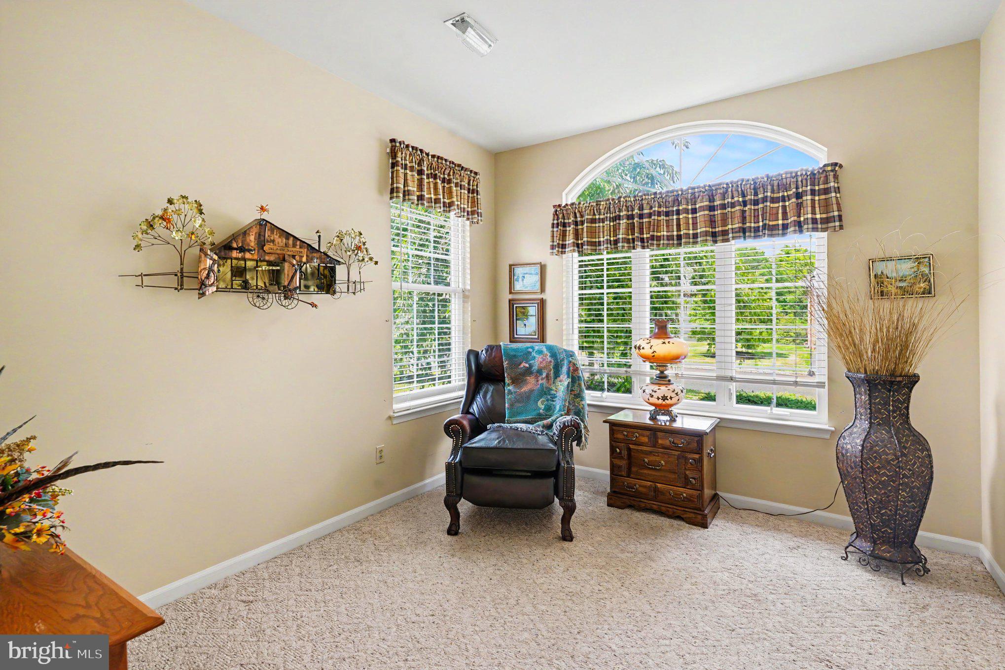 KINGSFIELD - Residential