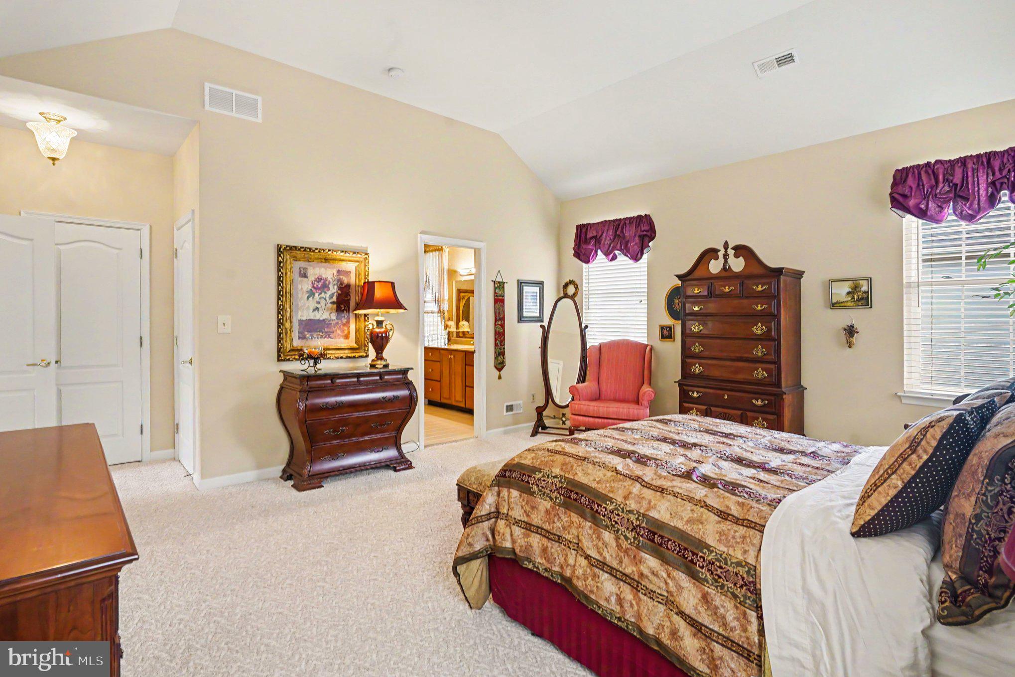 KINGSFIELD - Residential