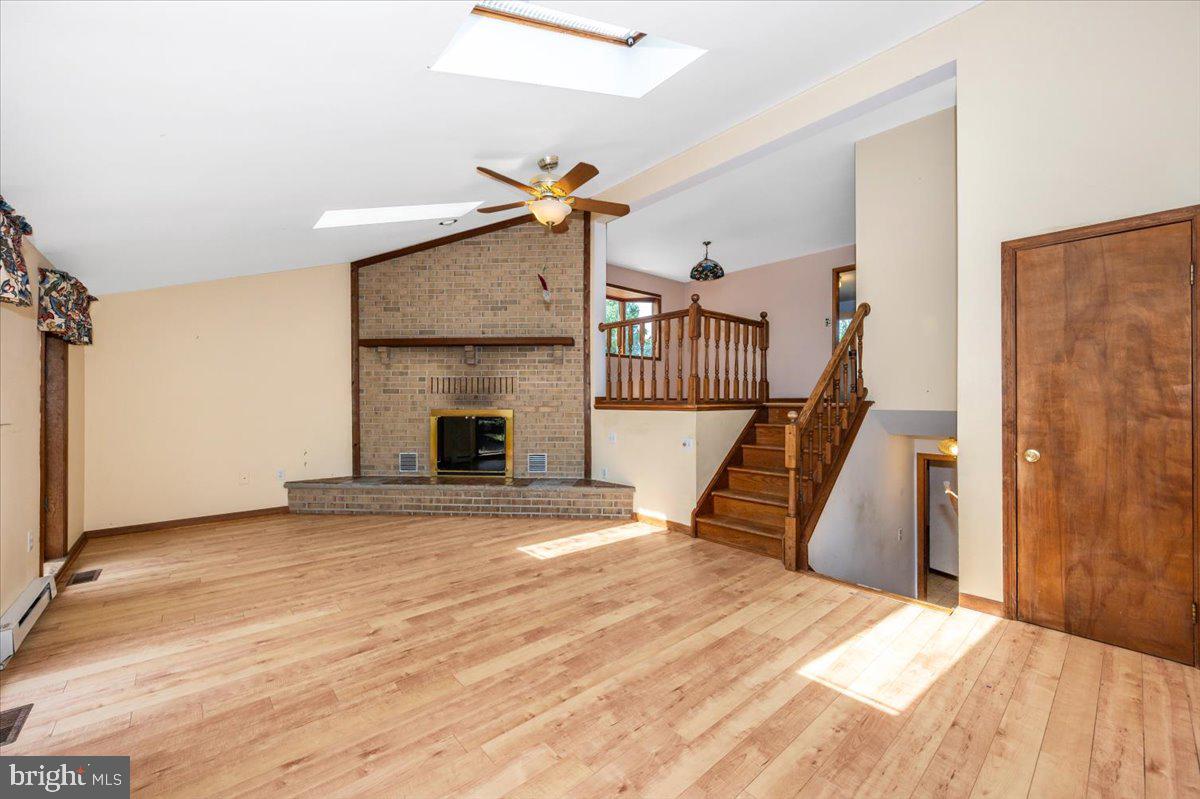 JEFFERSON VIEW - Residential