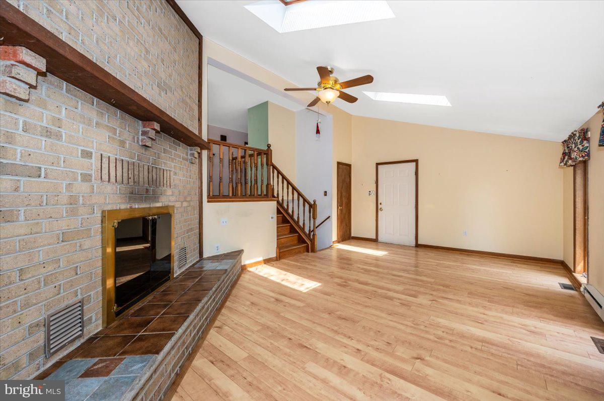 JEFFERSON VIEW - Residential