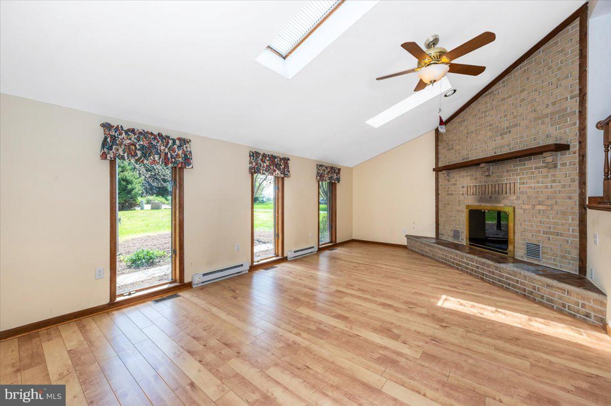JEFFERSON VIEW - Residential