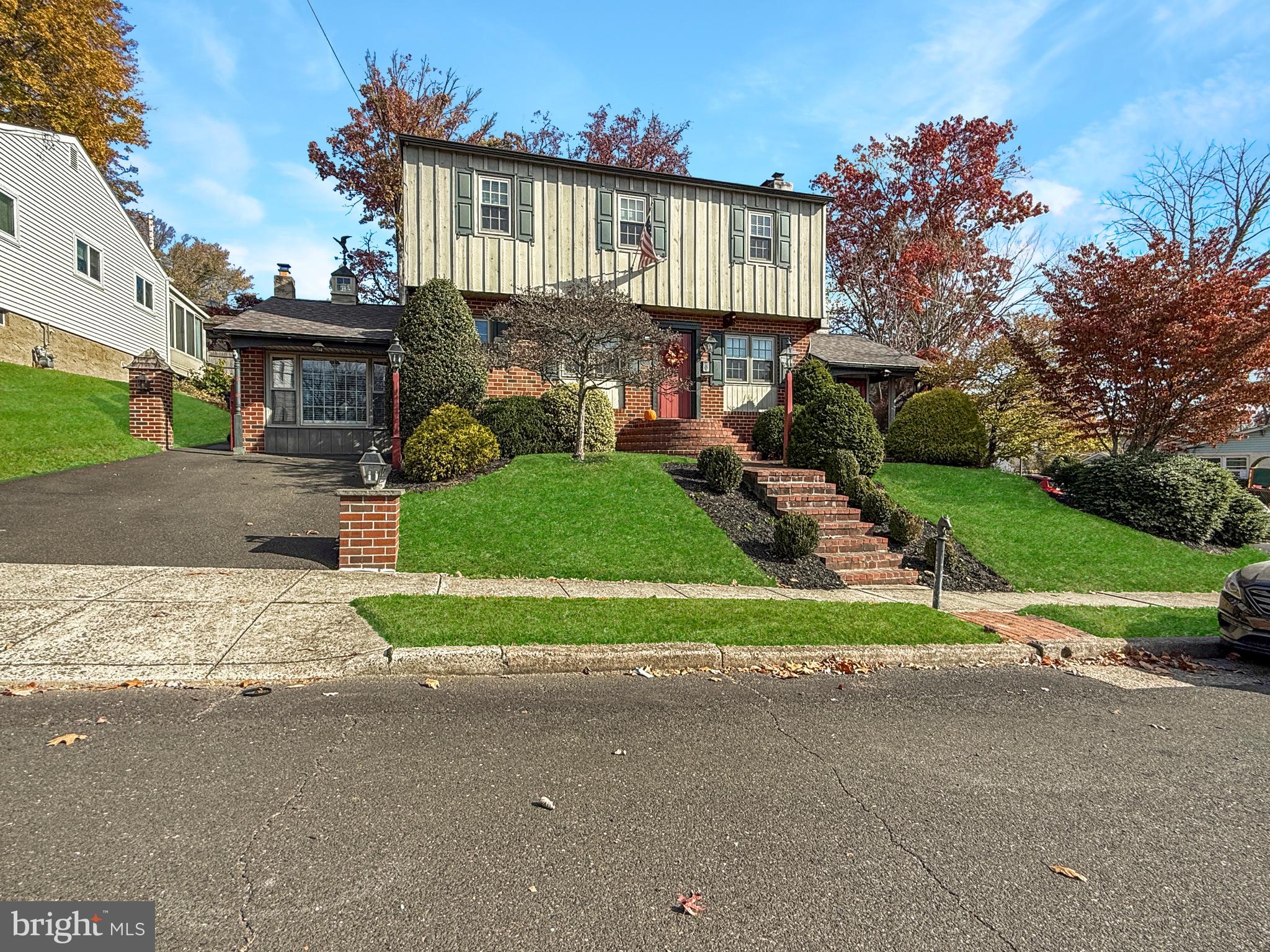 ABINGTON WOODS - Residential