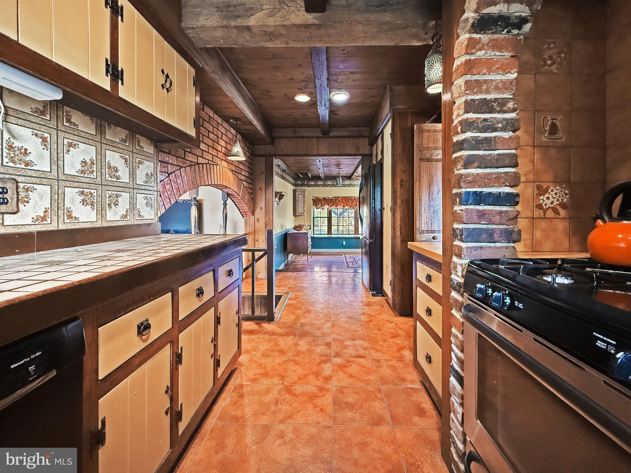 ABINGTON WOODS - Residential