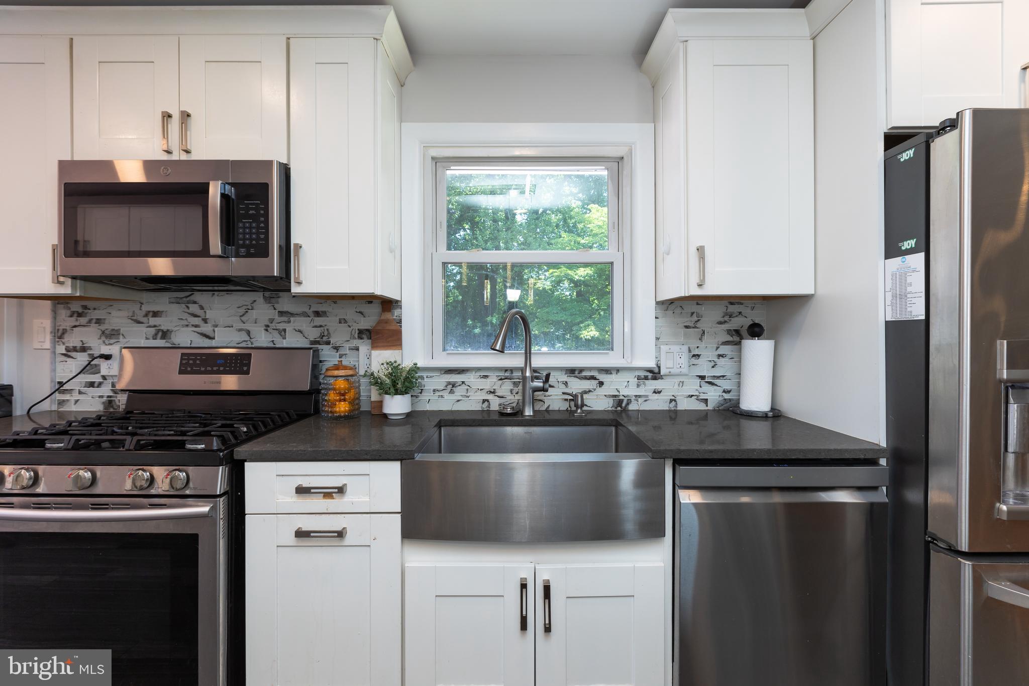 GWYNN ACRES - Residential