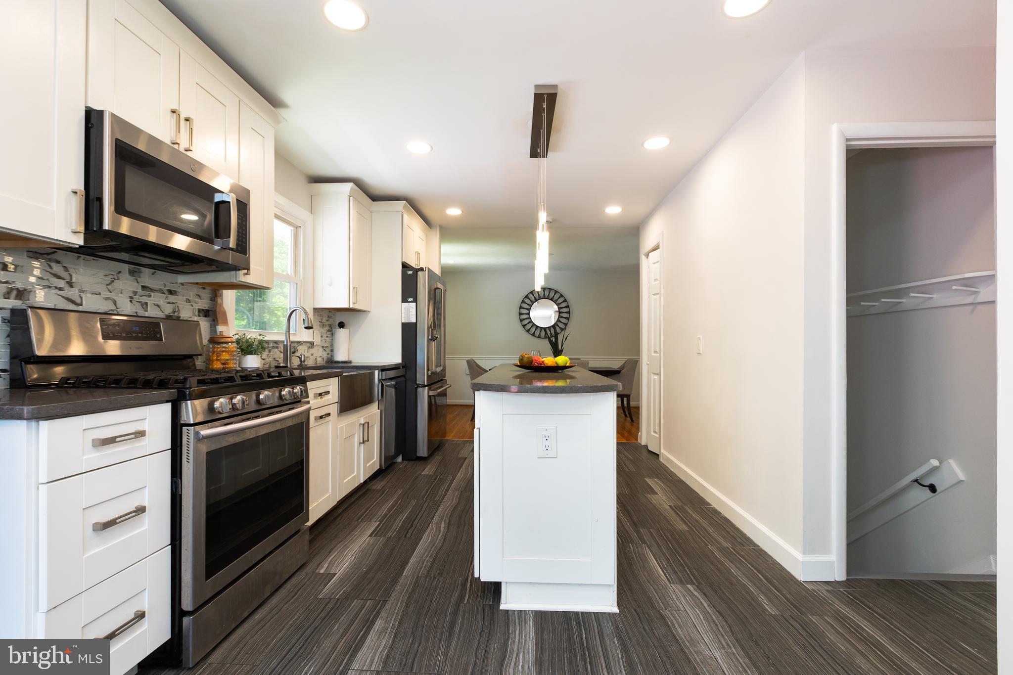 GWYNN ACRES - Residential