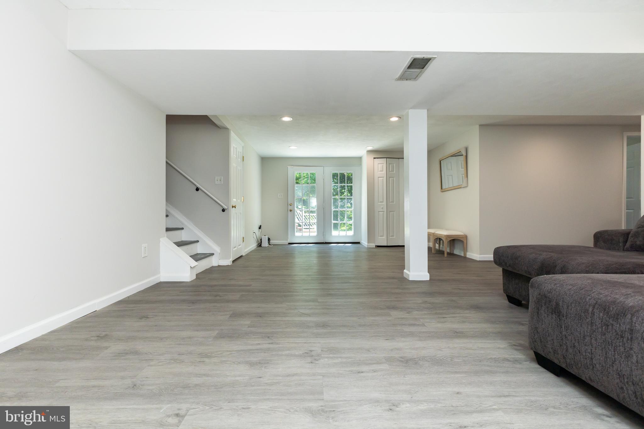 GWYNN ACRES - Residential
