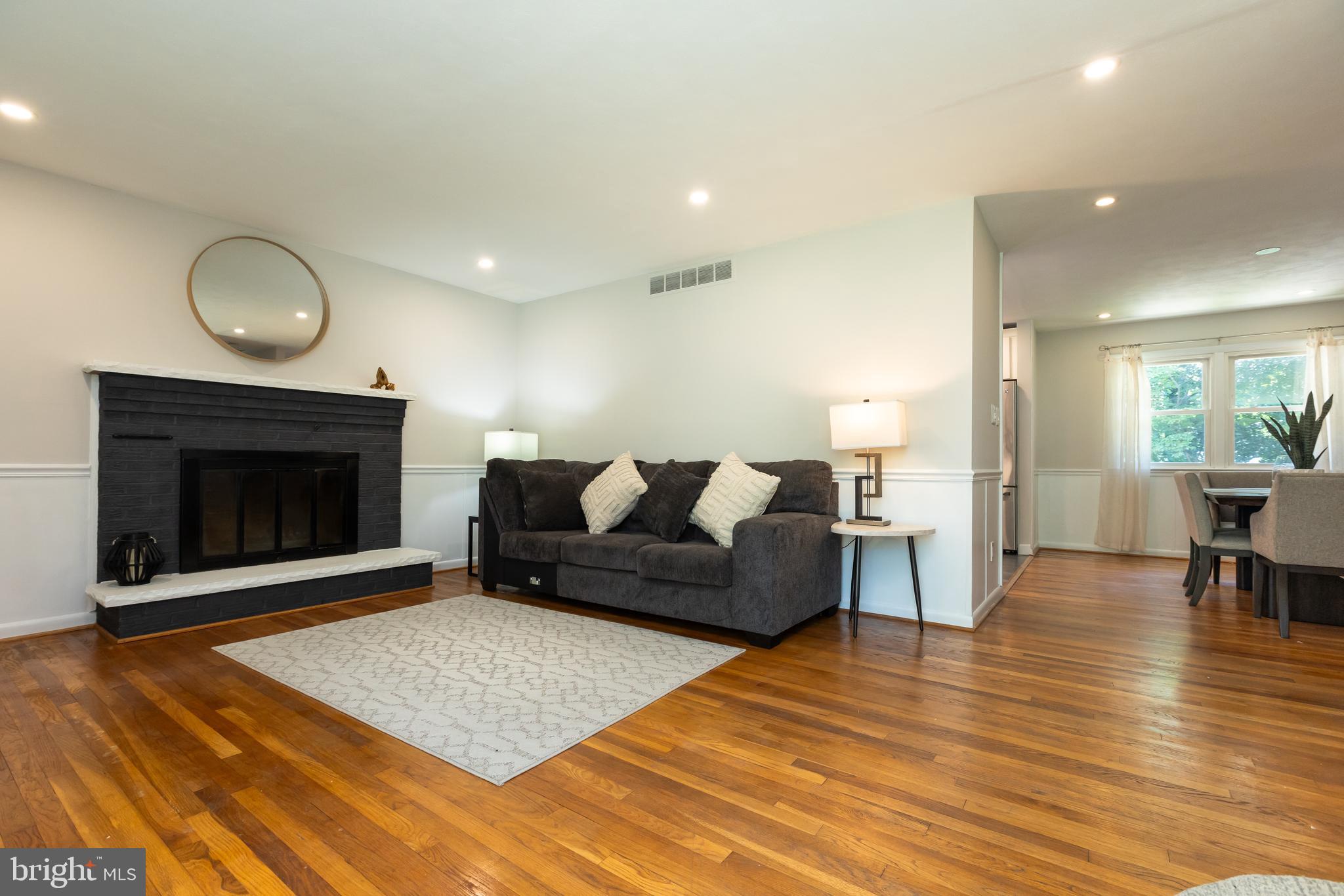 GWYNN ACRES - Residential