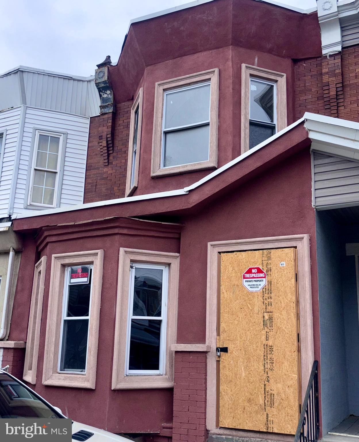 Opportunity to customize this amazing 3-bedroom 1 bath home that   will be worth over 200k once you complete the renovations.
Great canditate for 203k FHA loan
recessed lighting throughout, Bruce hardwood flooring 1st and 2nd floors, updated plumbing and electrical, forced air heating system, custom exterior stucco, large rear deck ..
Home needs sheetrock in living room & dining room, also needs a new kitchen & bathroom add in paint to finish approximately -$30k to finish.
sold in strictly as is condition - seller will not make any repairs.
