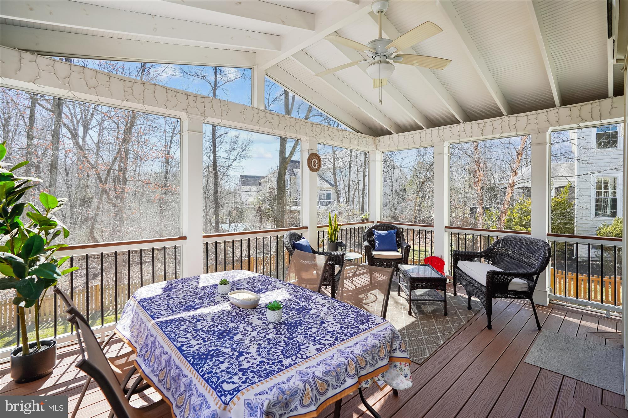 BROADLANDS - Residential