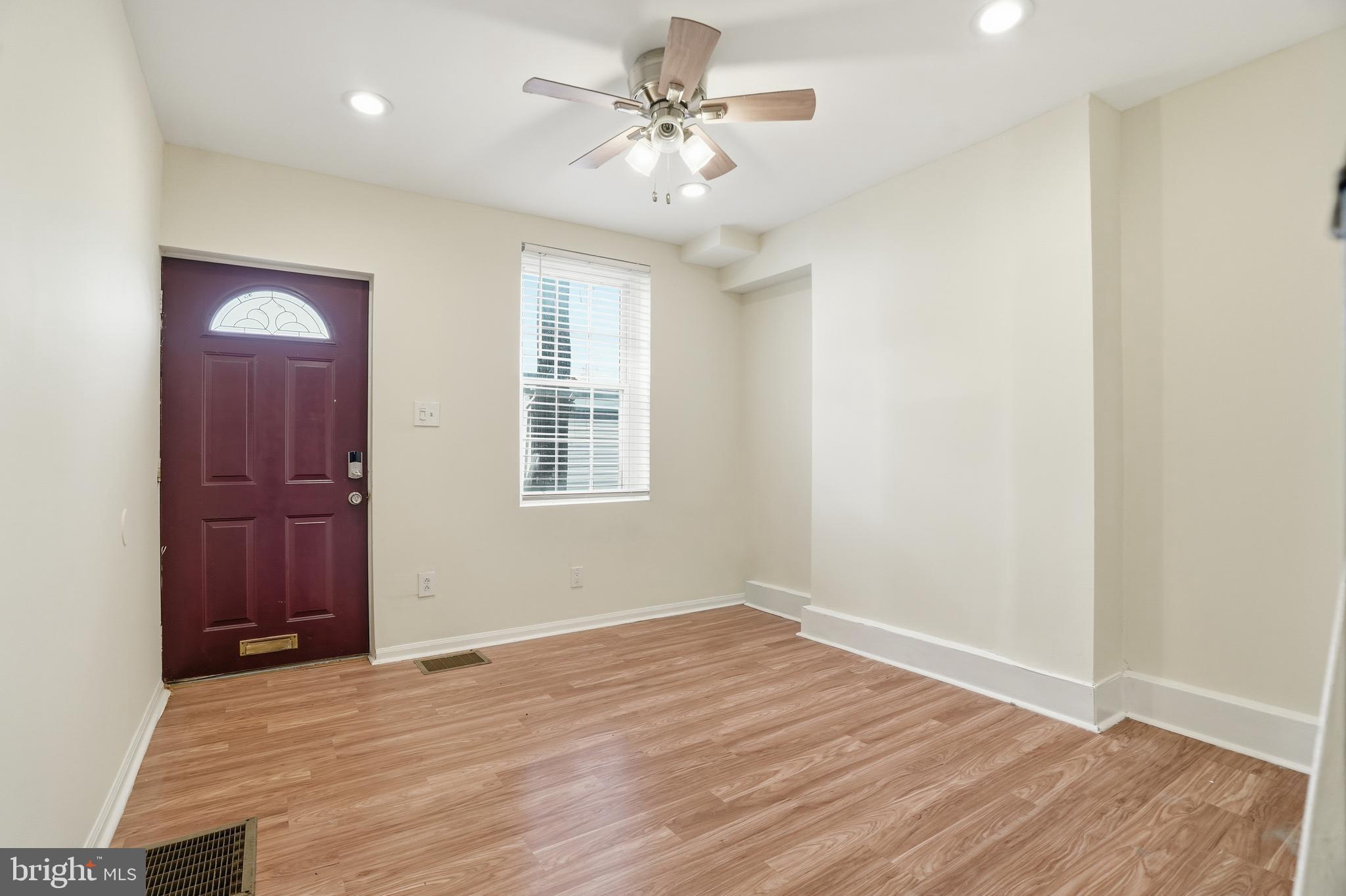 PORT RICHMOND - Residential