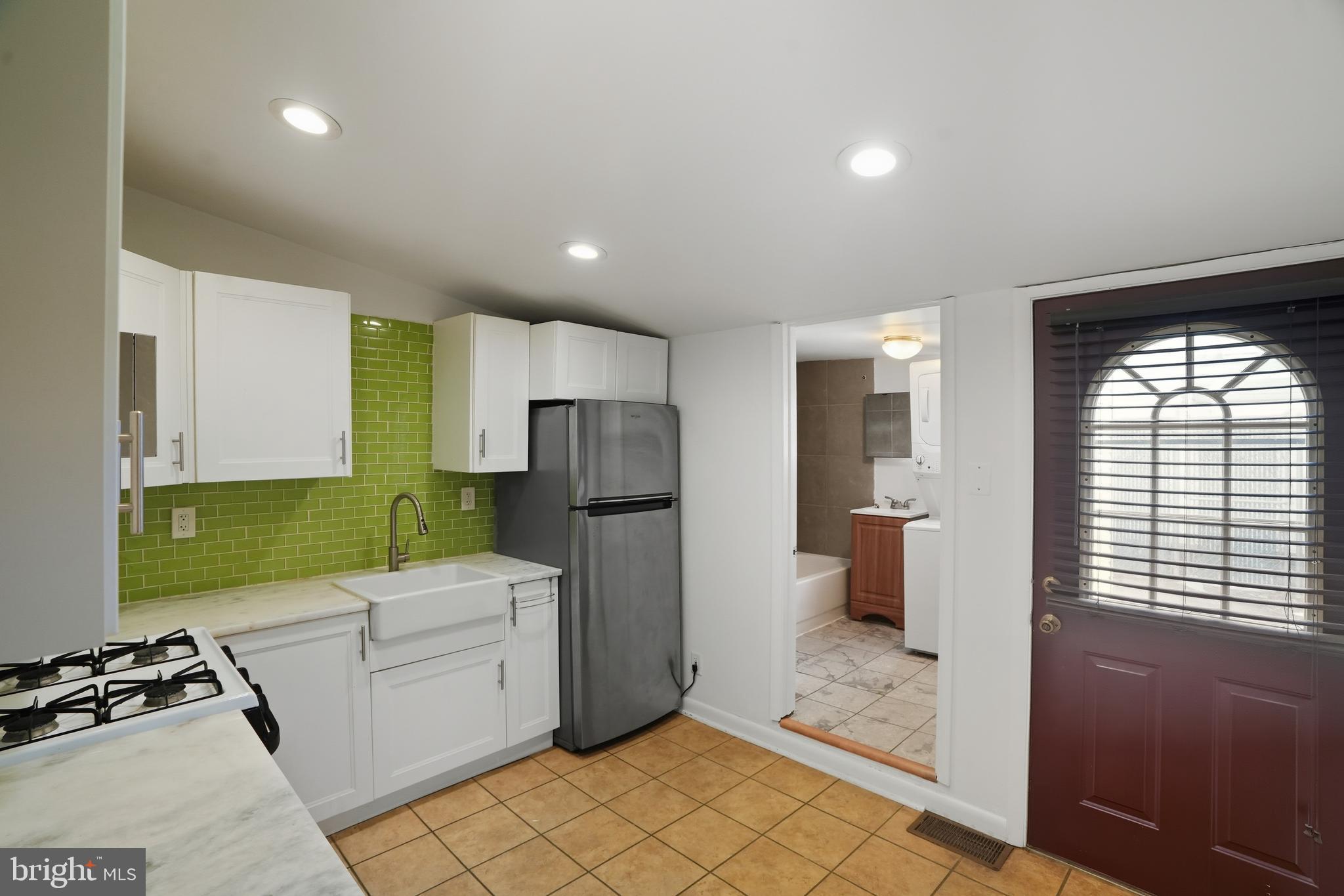 PORT RICHMOND - Residential