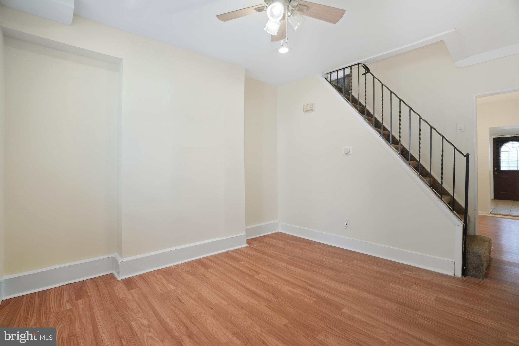 PORT RICHMOND - Residential