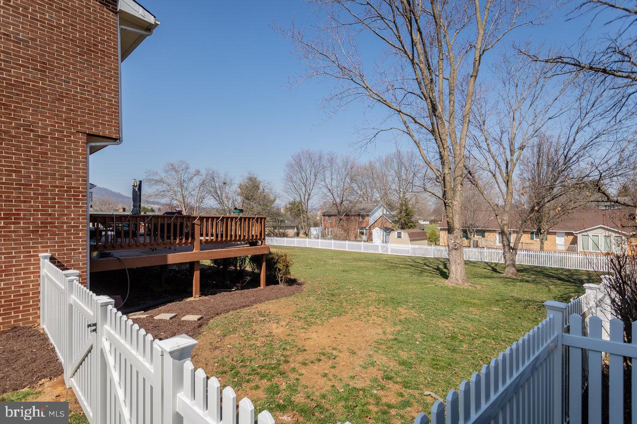 BELMONT ESTATES - Residential