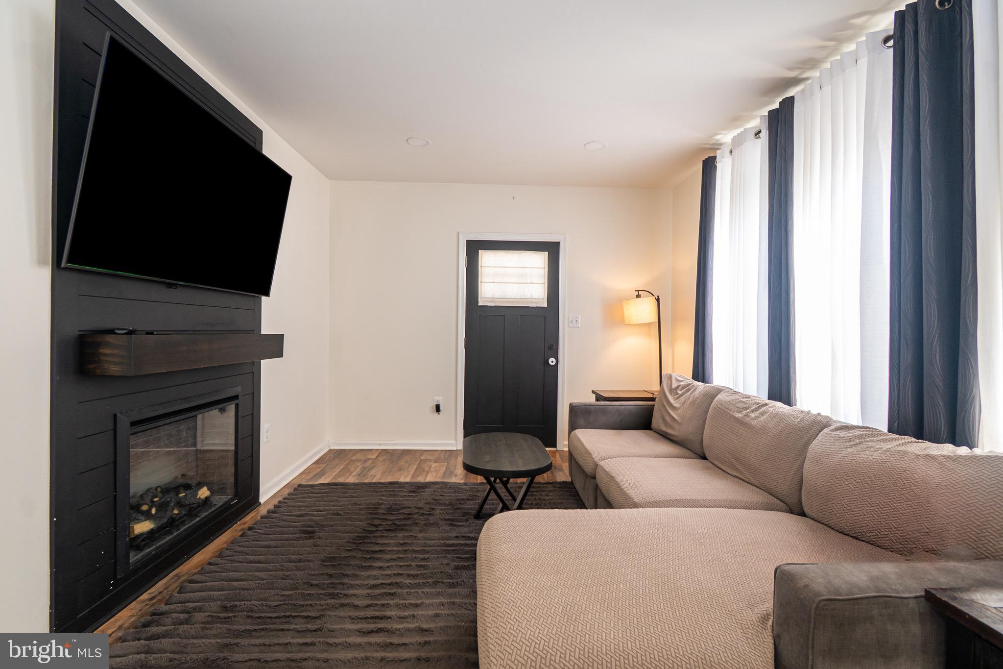 BROOKLYN PARK - Residential